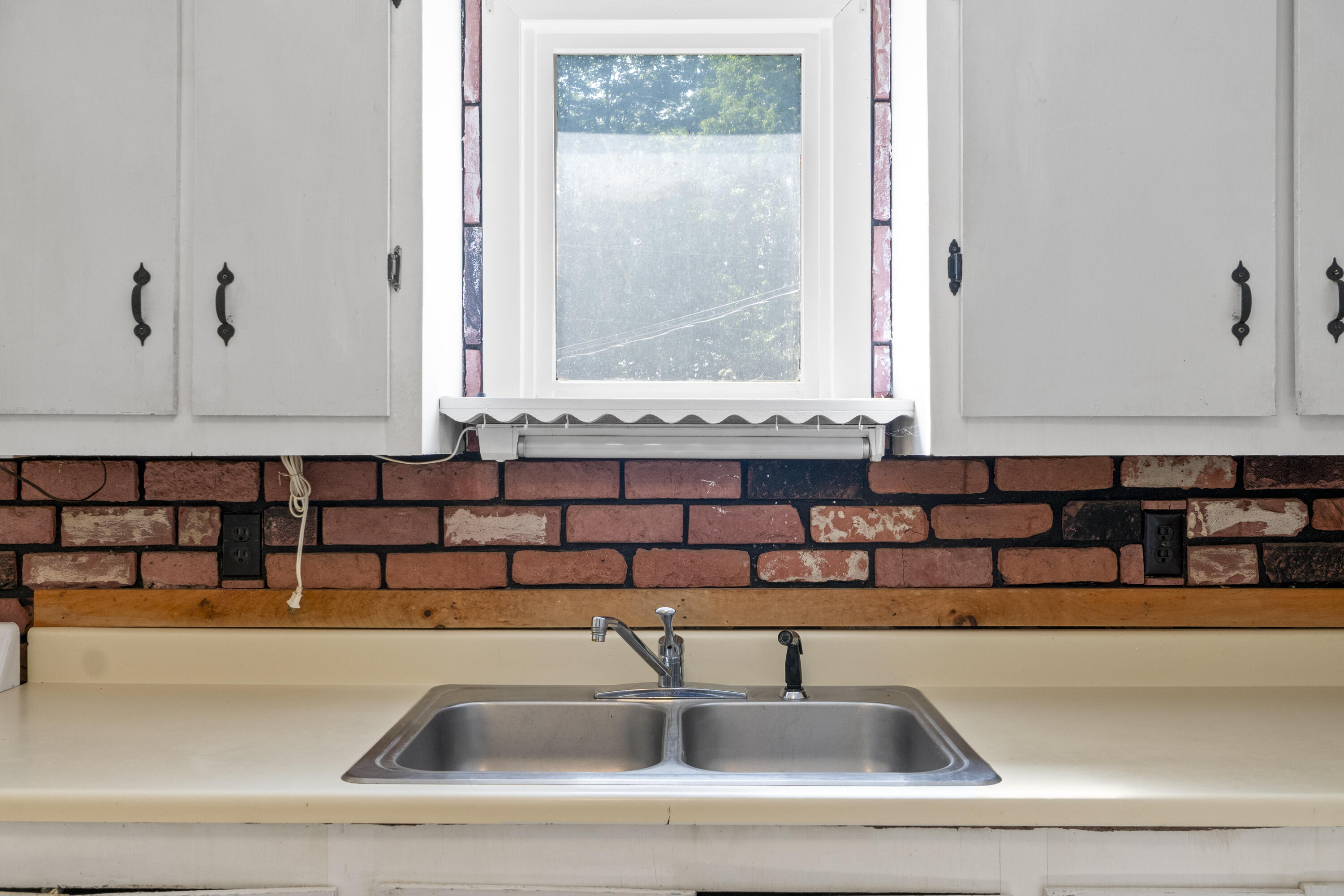 19 Windy Meadows Drive