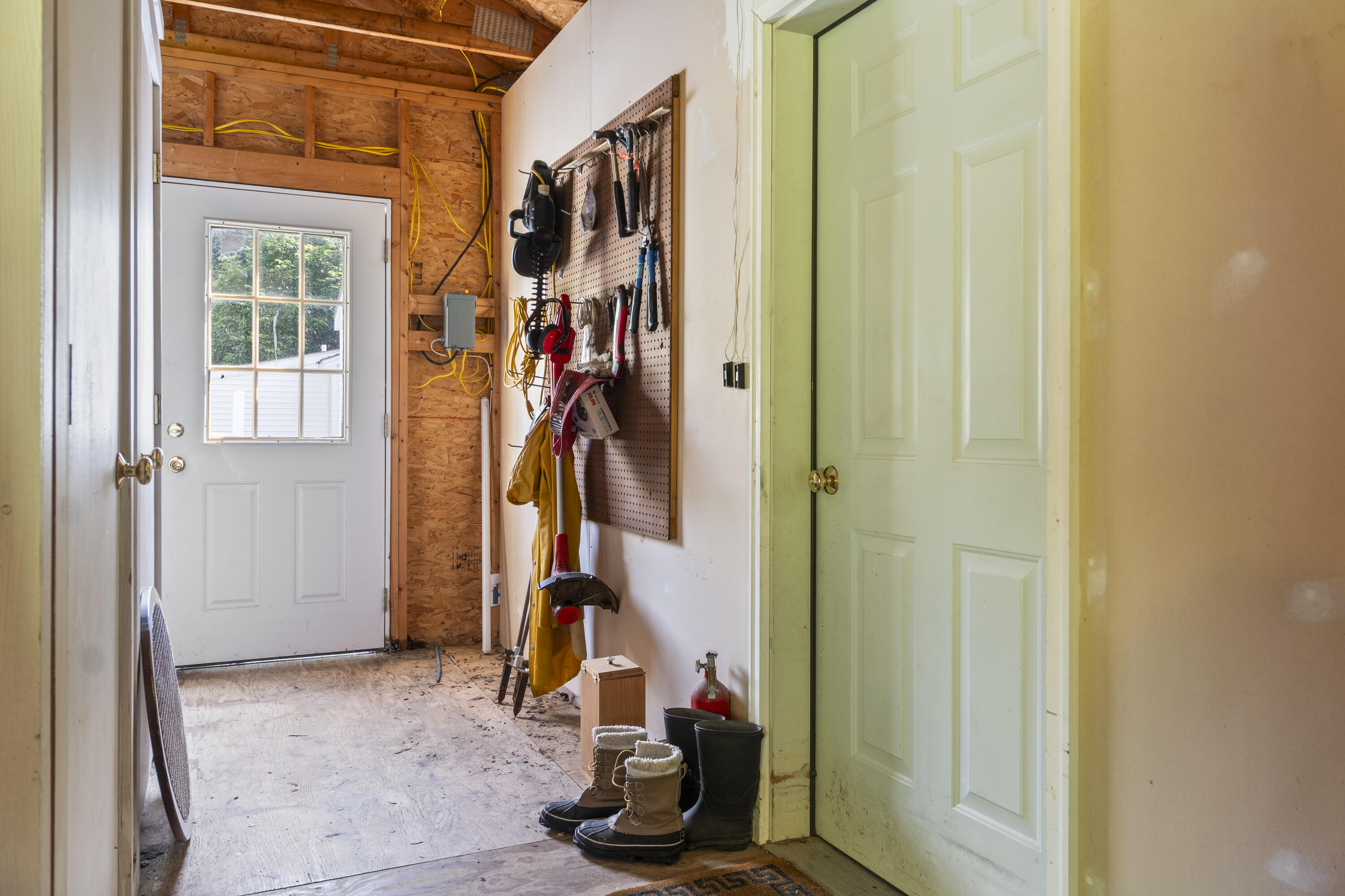 19 Windy Meadows Drive