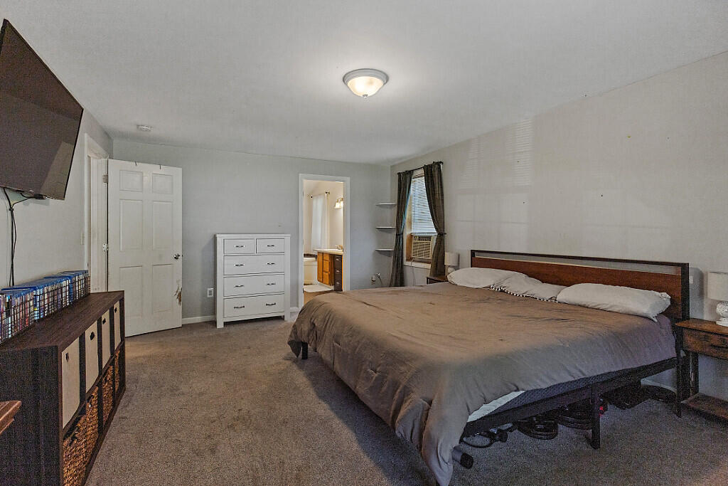 6 Clearview Avenue