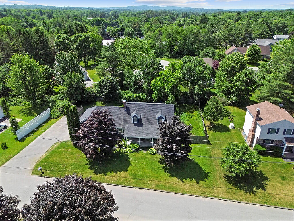 6 Clearview Avenue