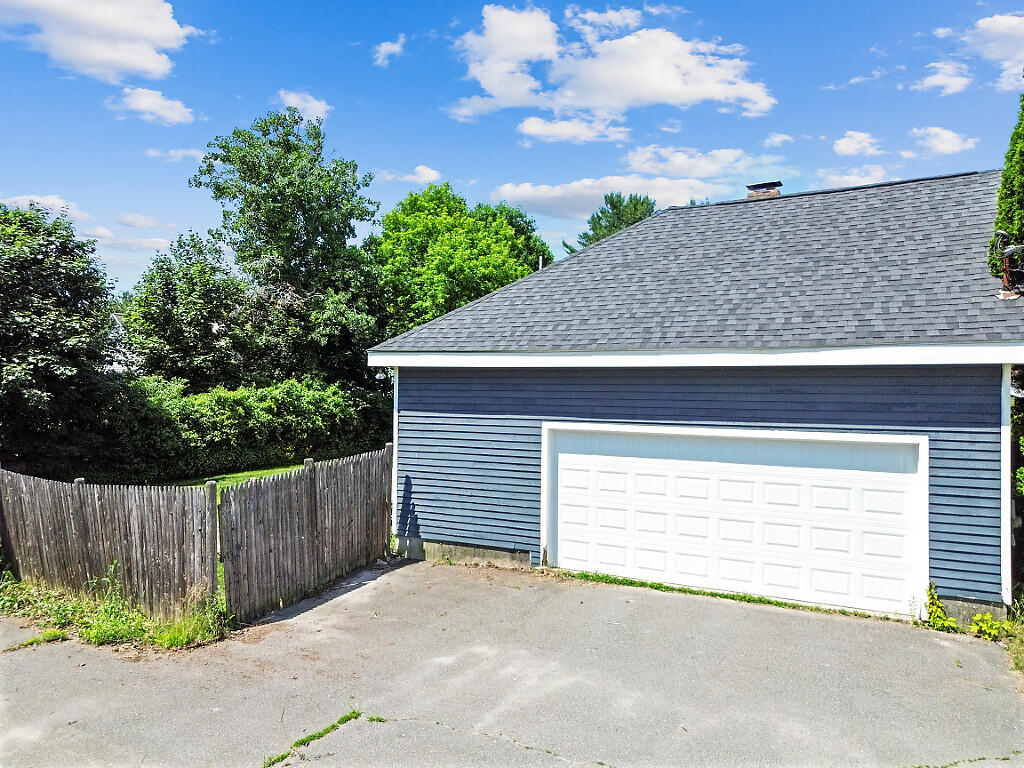 6 Clearview Avenue