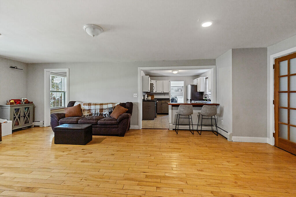 6 Clearview Avenue