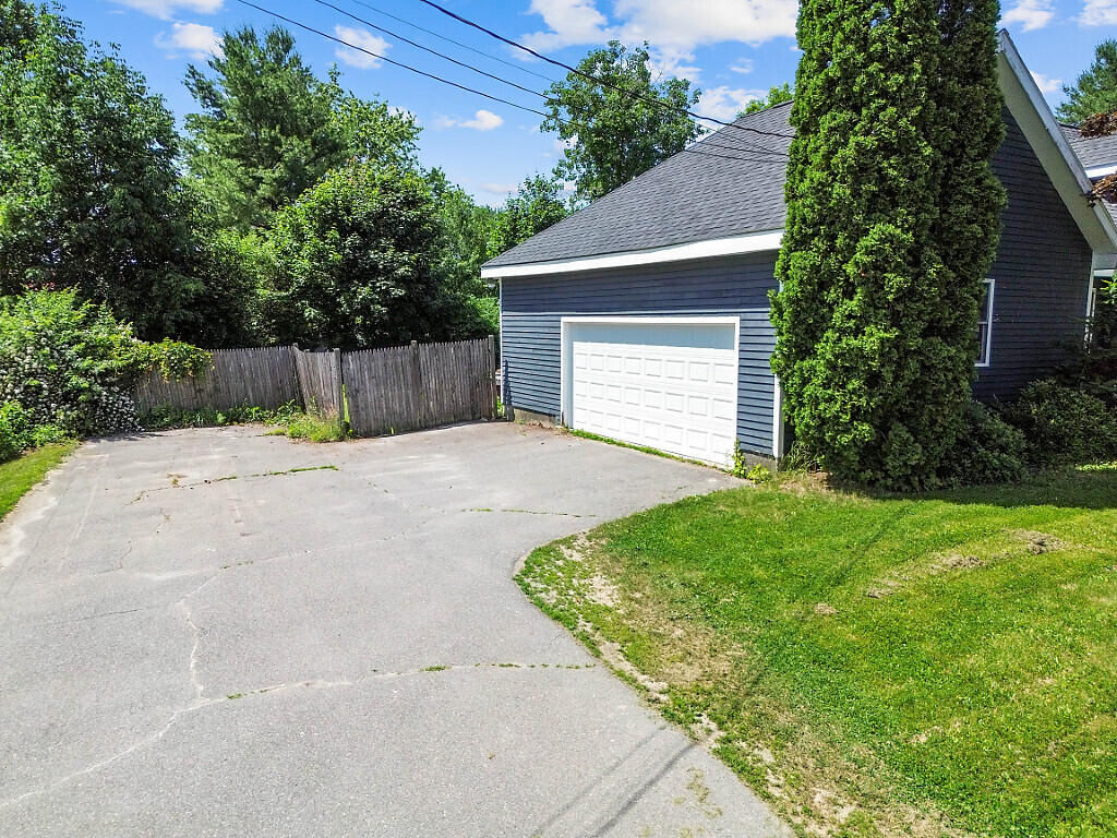 6 Clearview Avenue