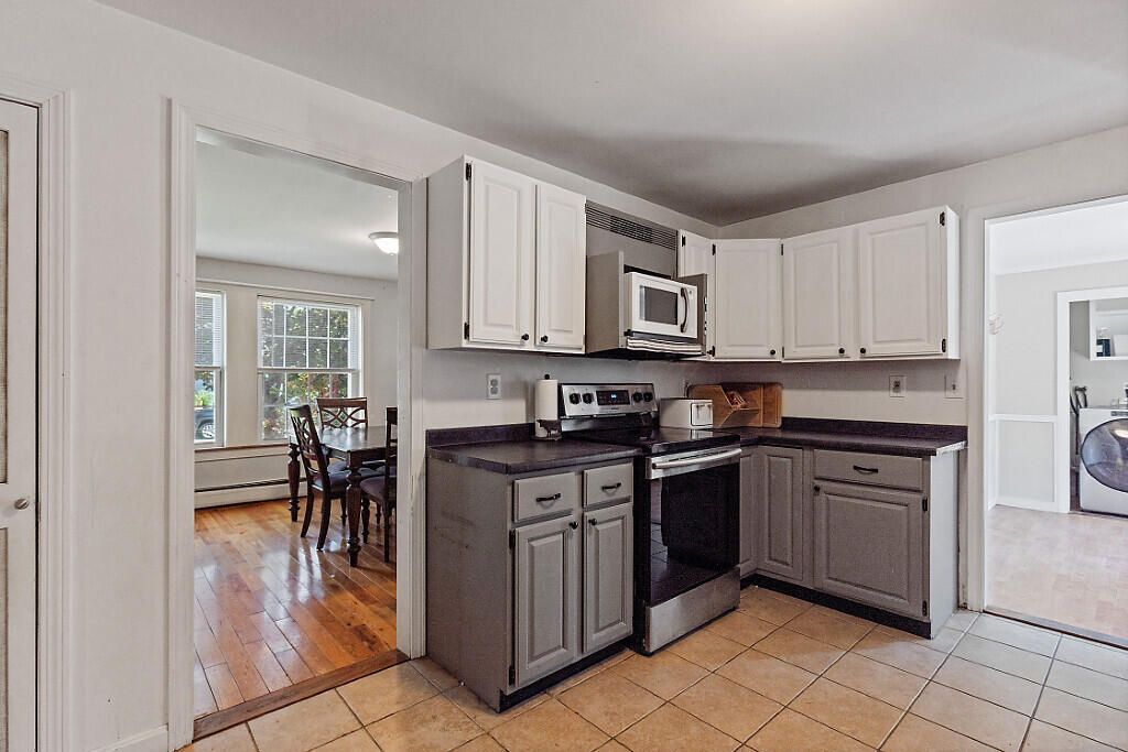 6 Clearview Avenue
