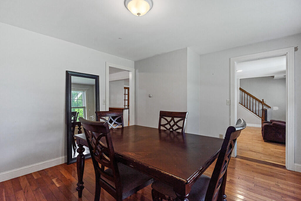 6 Clearview Avenue