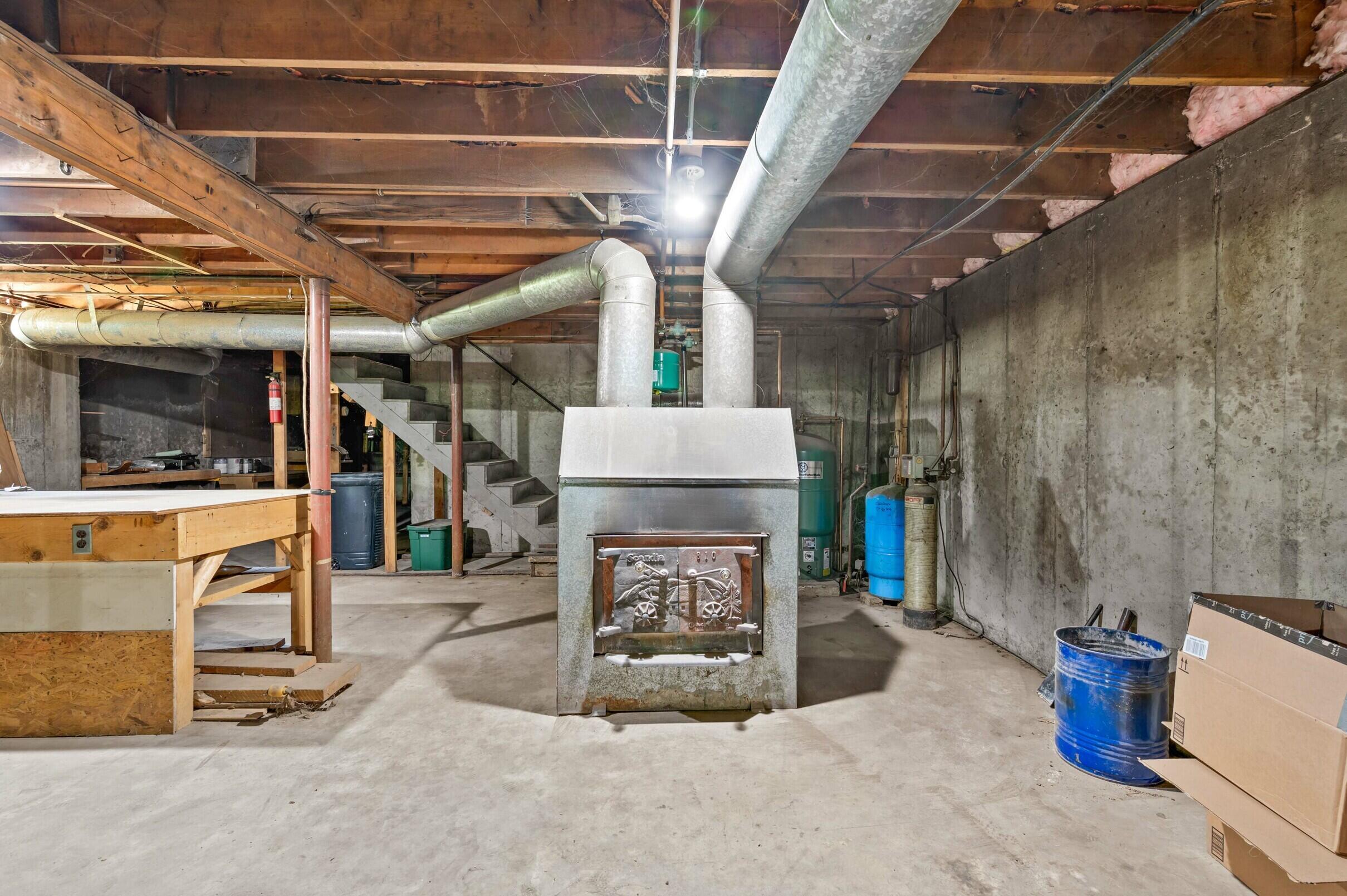 69 E Pond Road