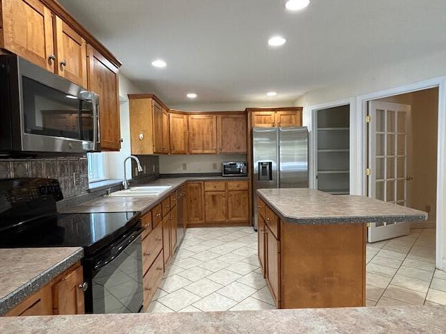 1 S Ridge Drive
