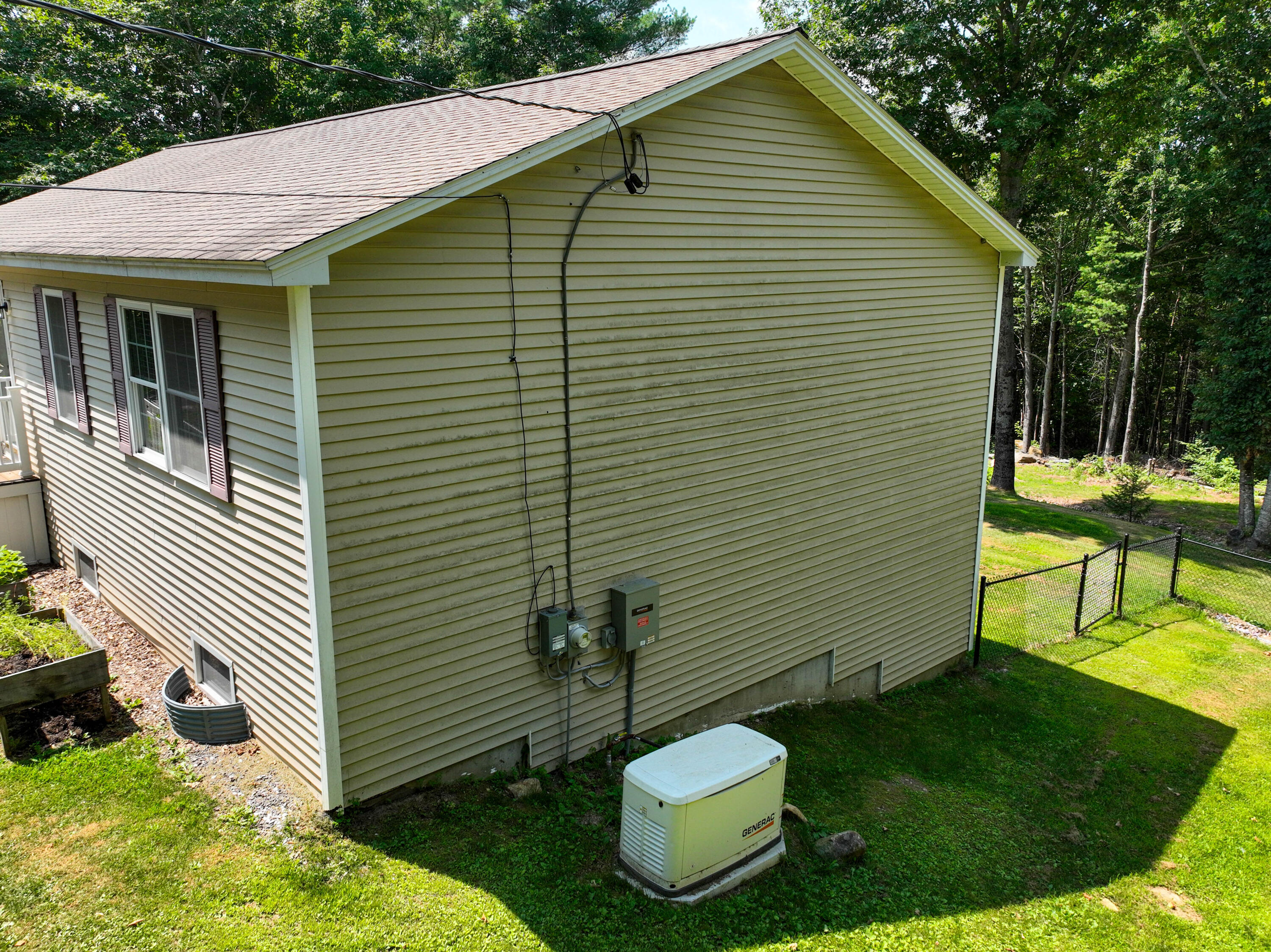 88 Hillcrest Dr Extension