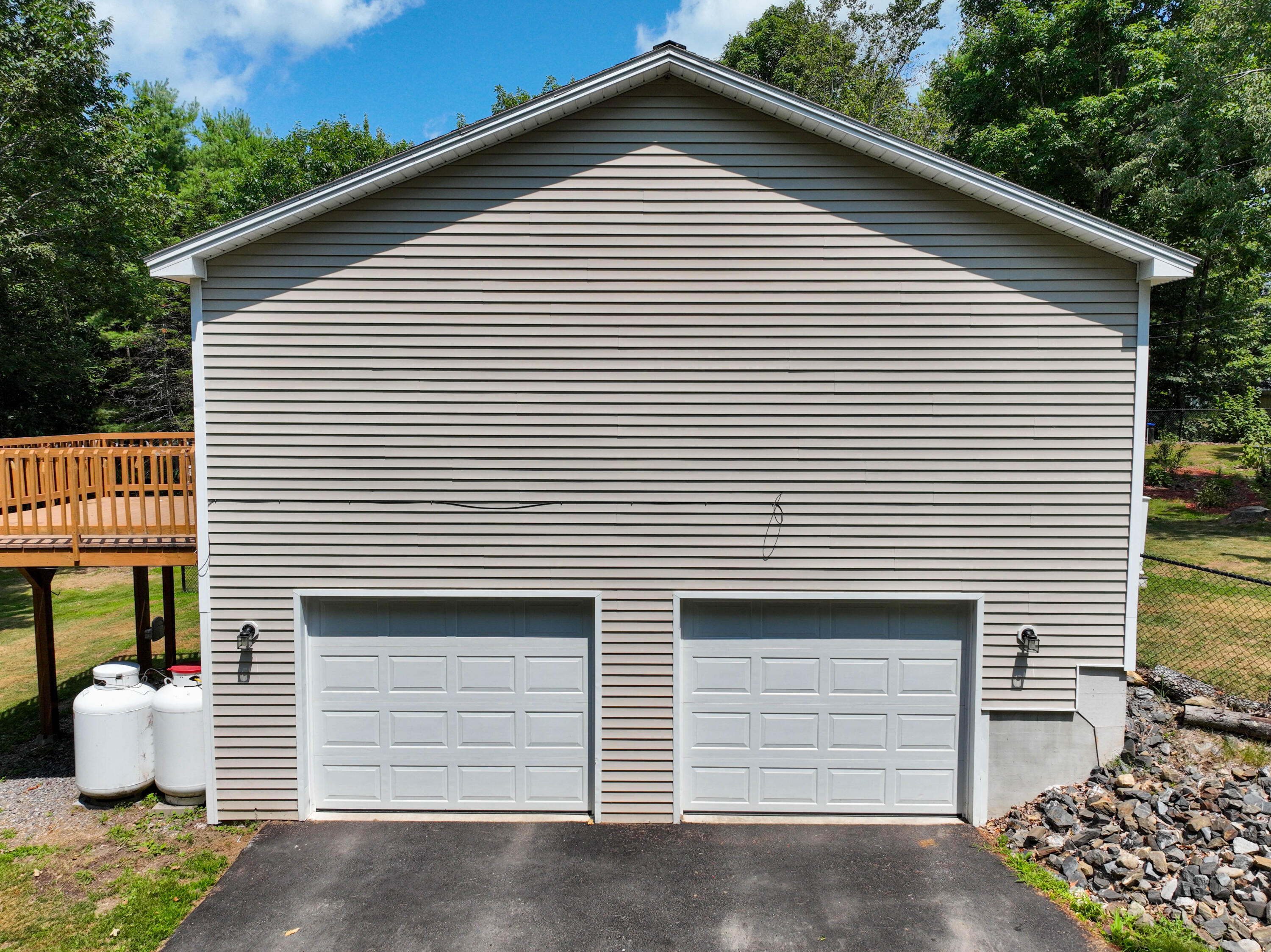 88 Hillcrest Dr Extension