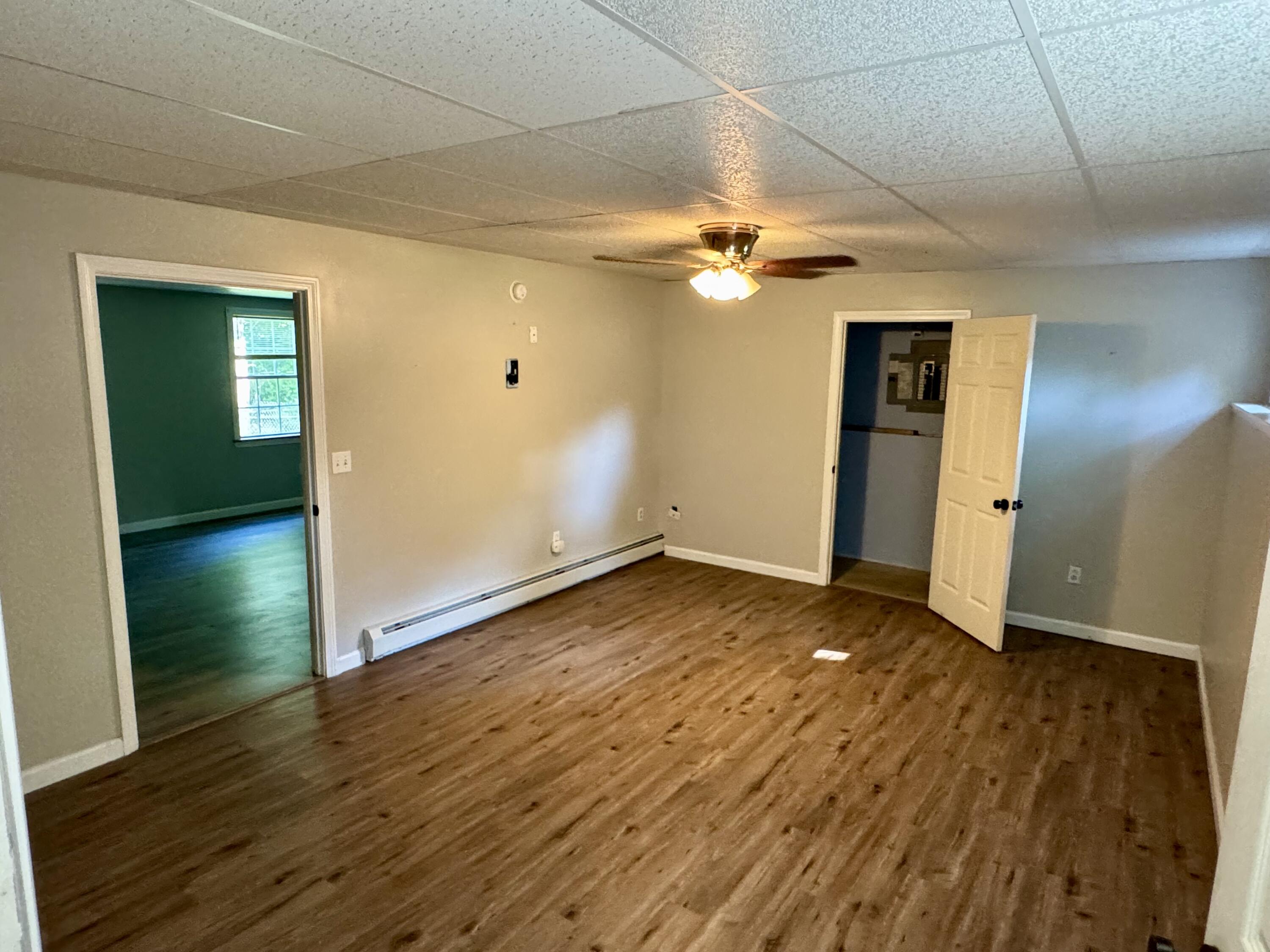 88 Hillcrest Dr Extension