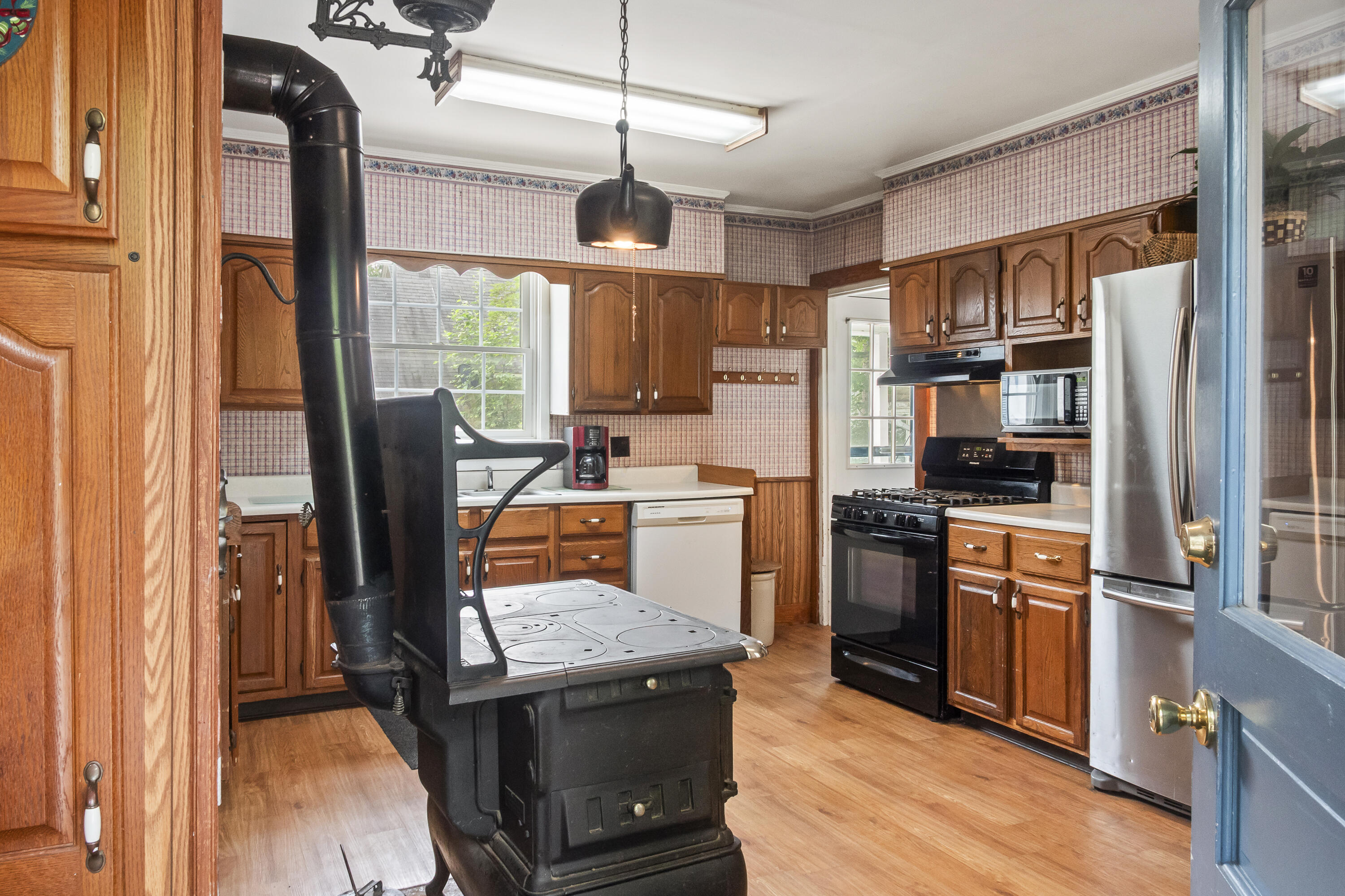 785 W Main Street