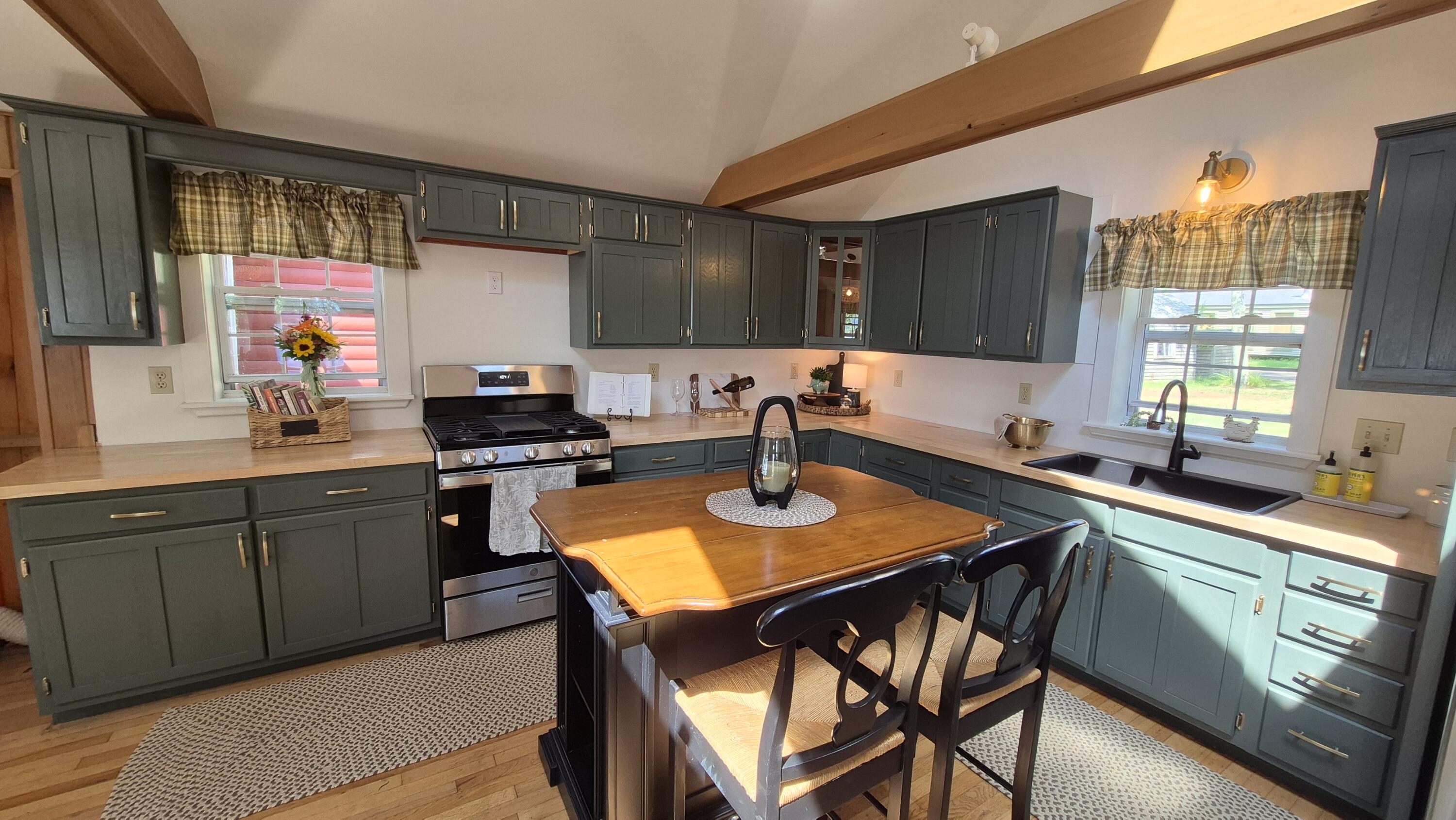 122 Bickford Place