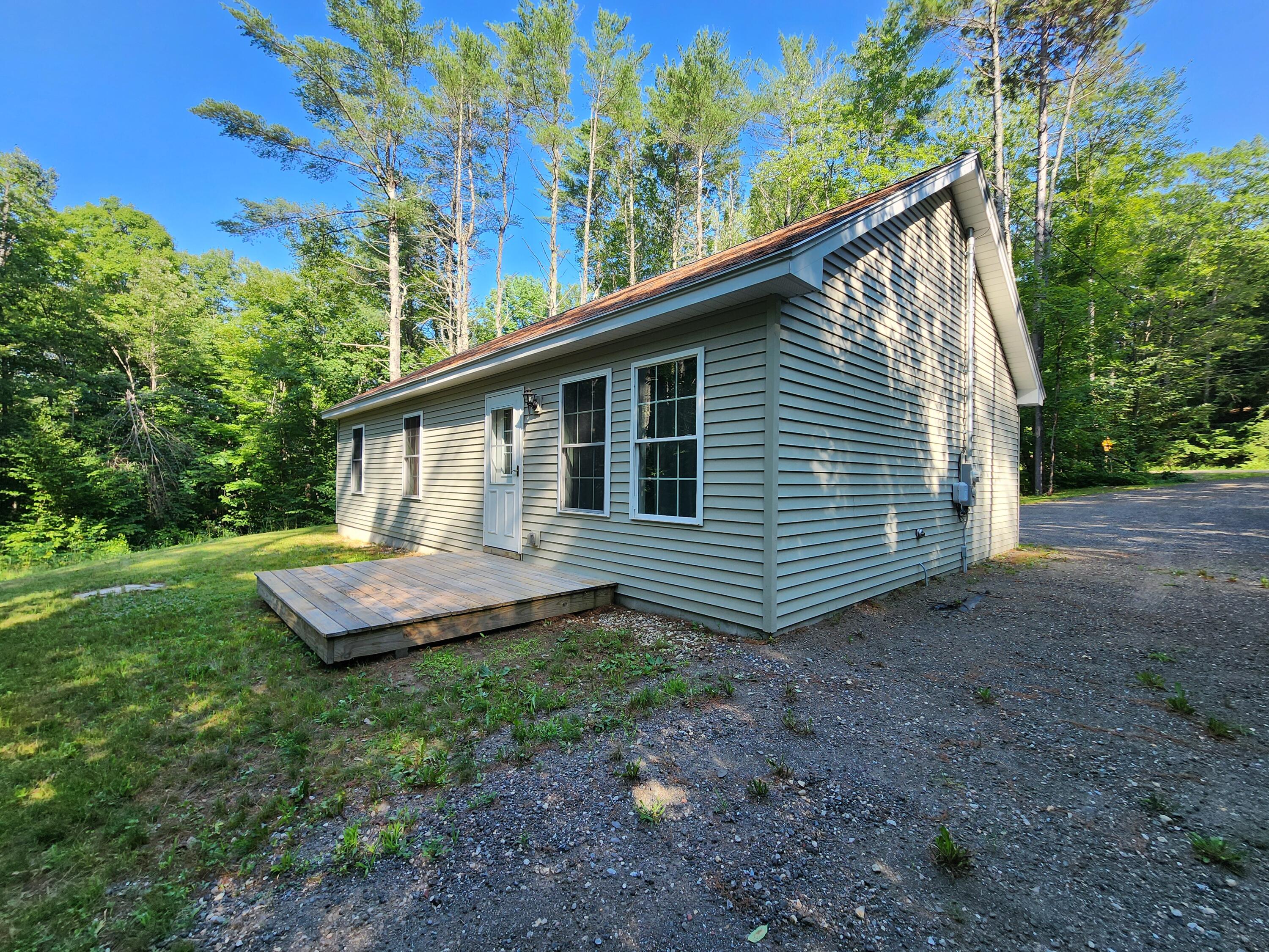 39 Pond Road