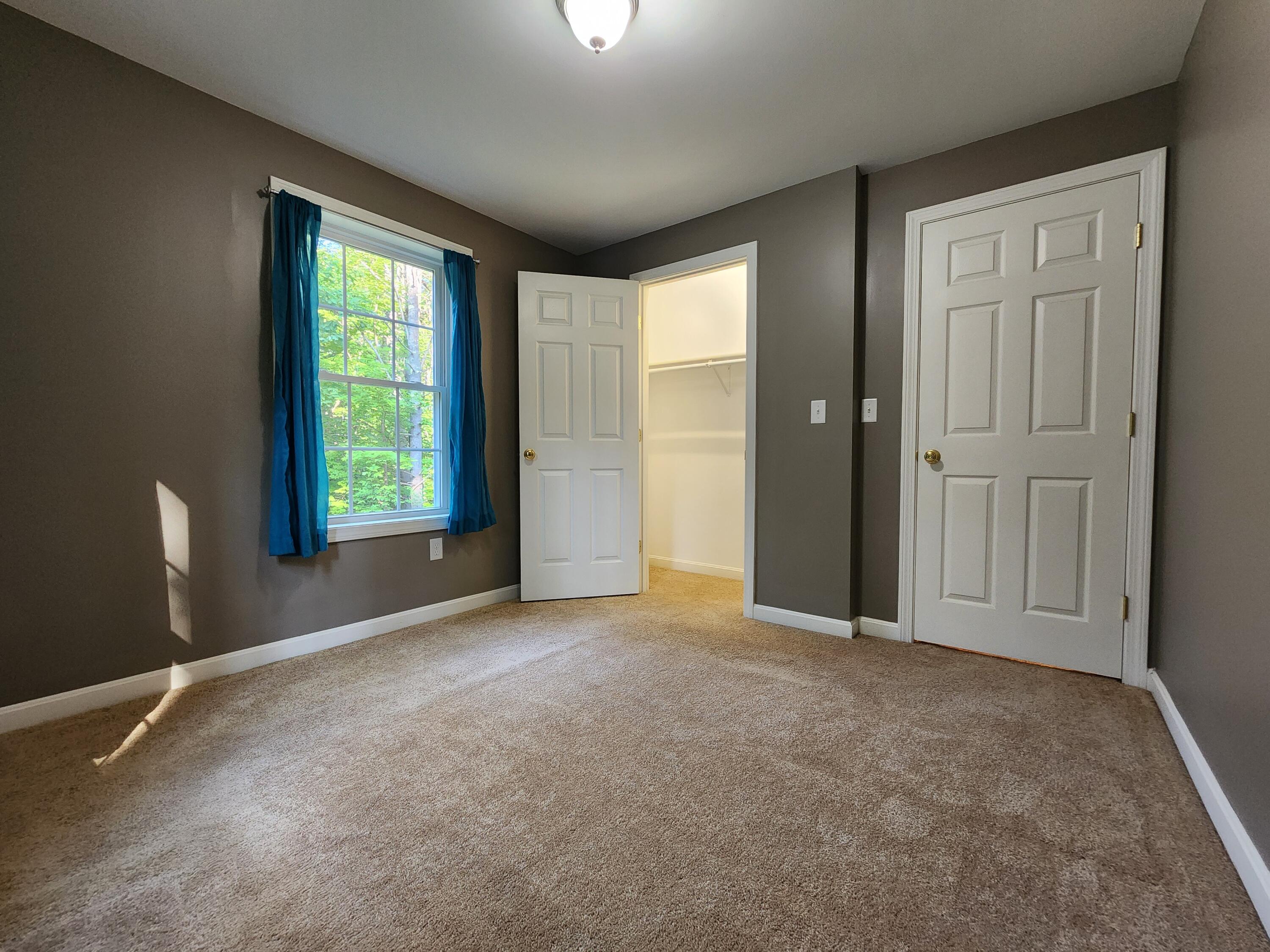 39 Pond Road