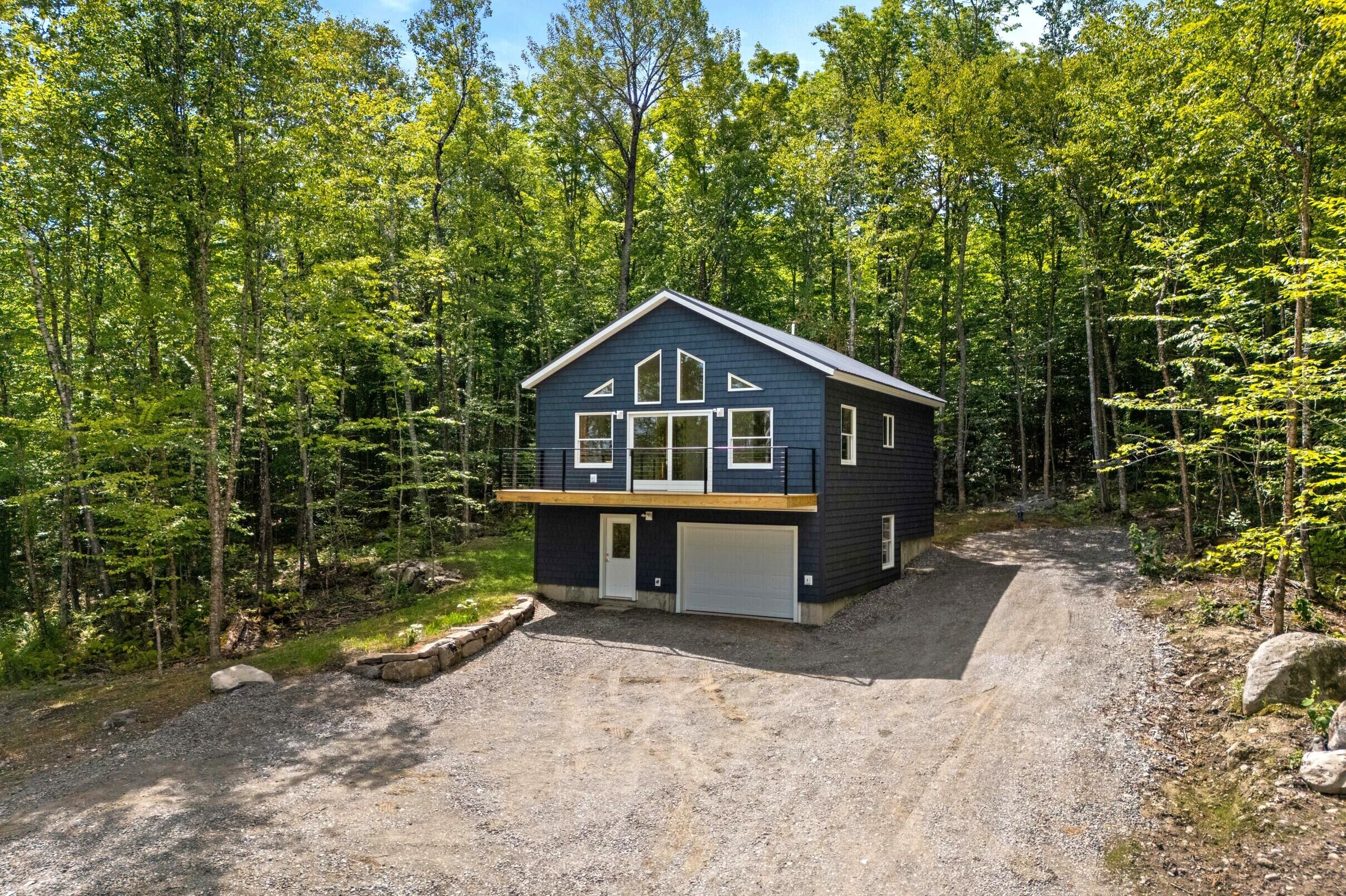 113 Bunker Lane