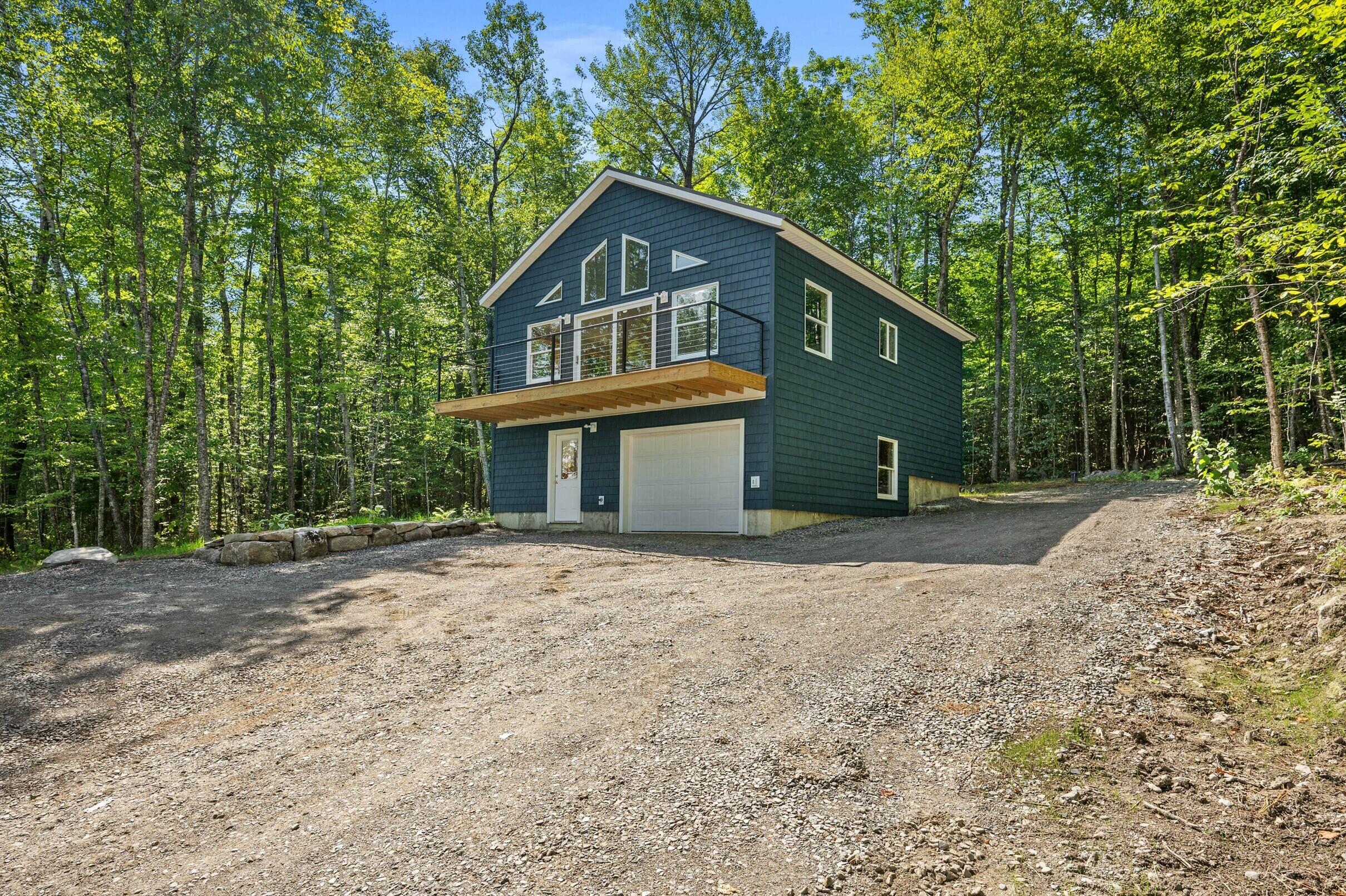 113 Bunker Lane