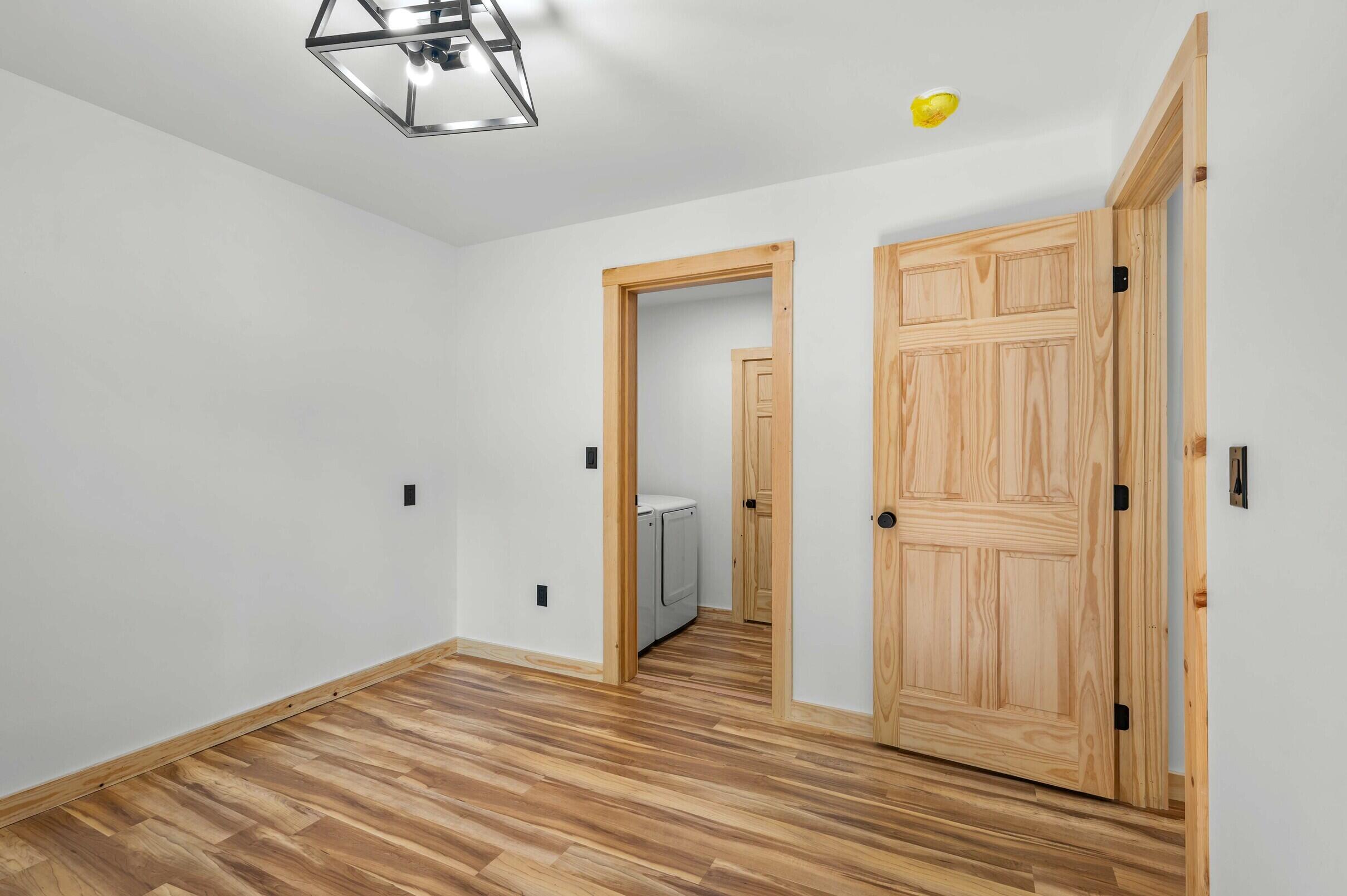 113 Bunker Lane