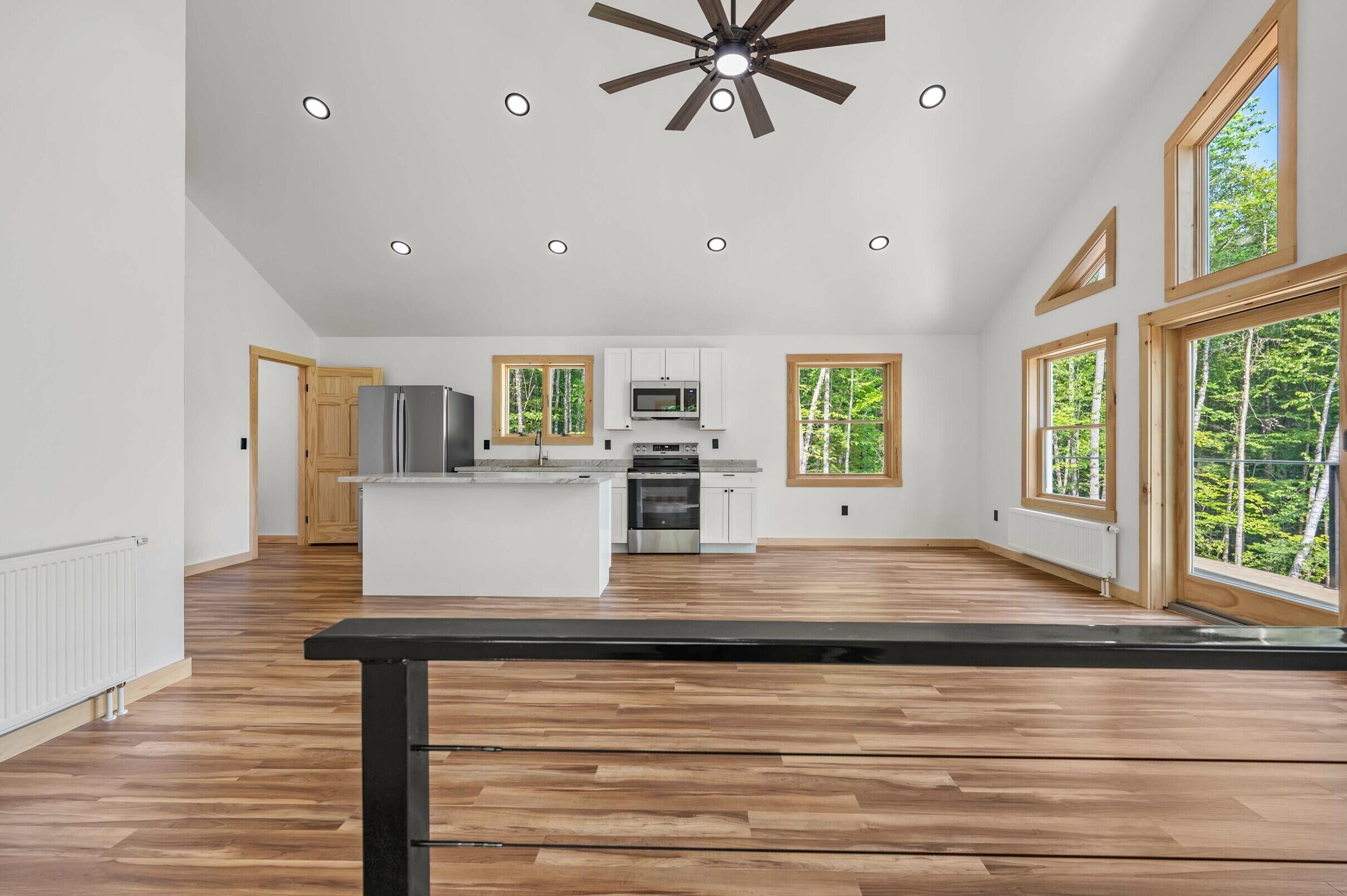 113 Bunker Lane