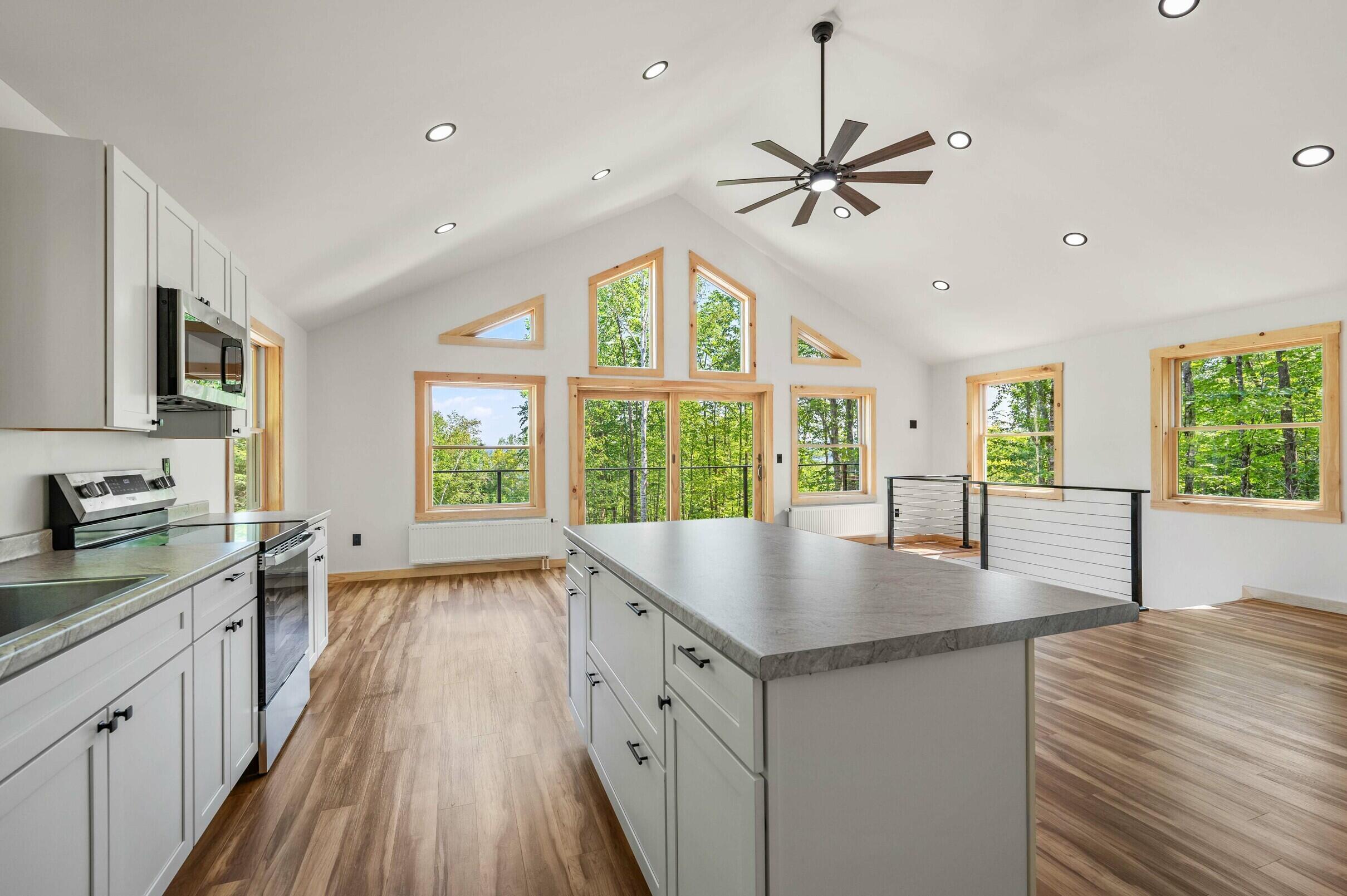 113 Bunker Lane