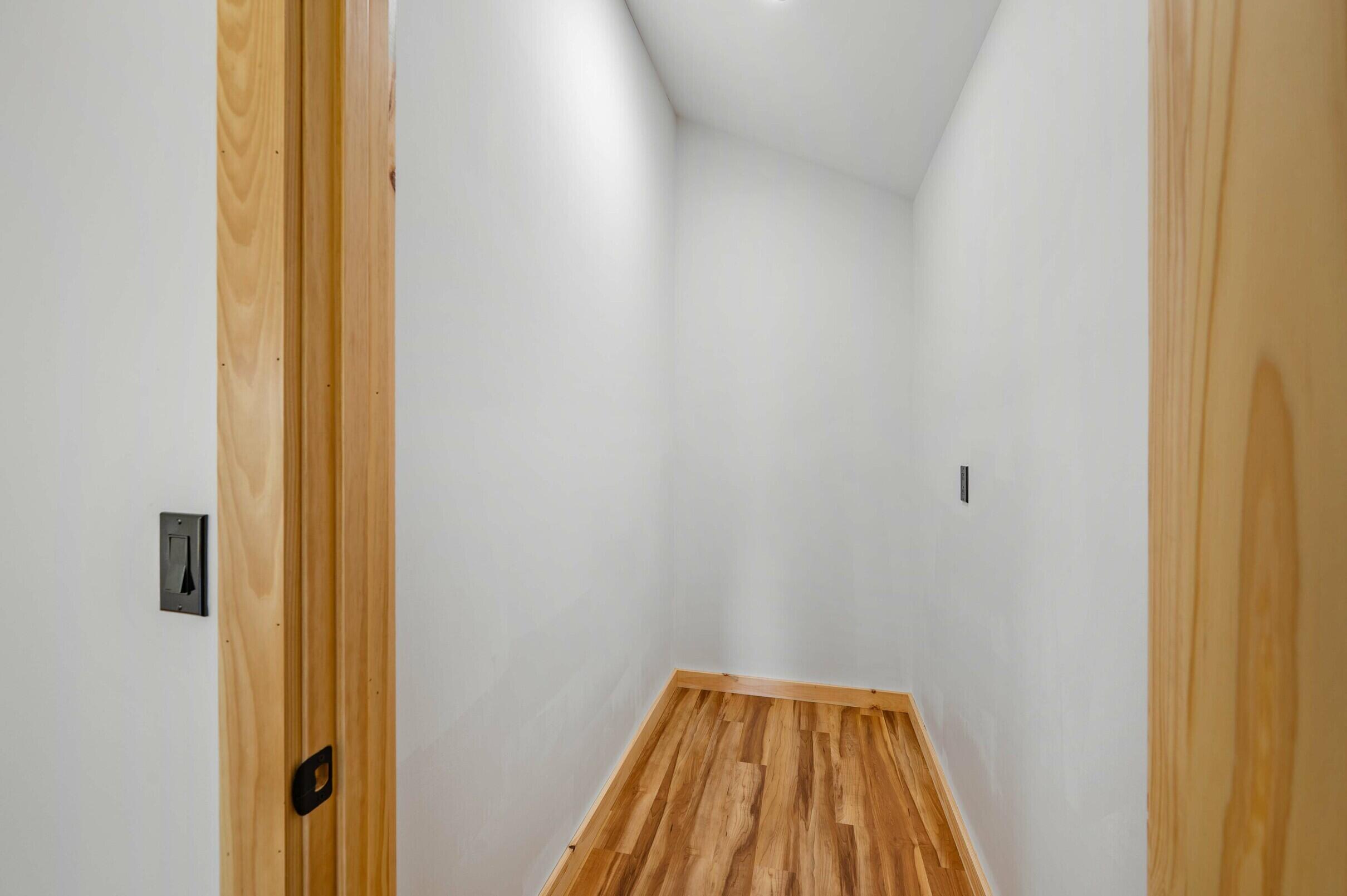 113 Bunker Lane