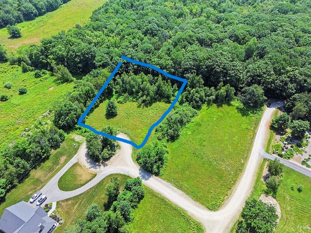 Lot 8 Brodies Path