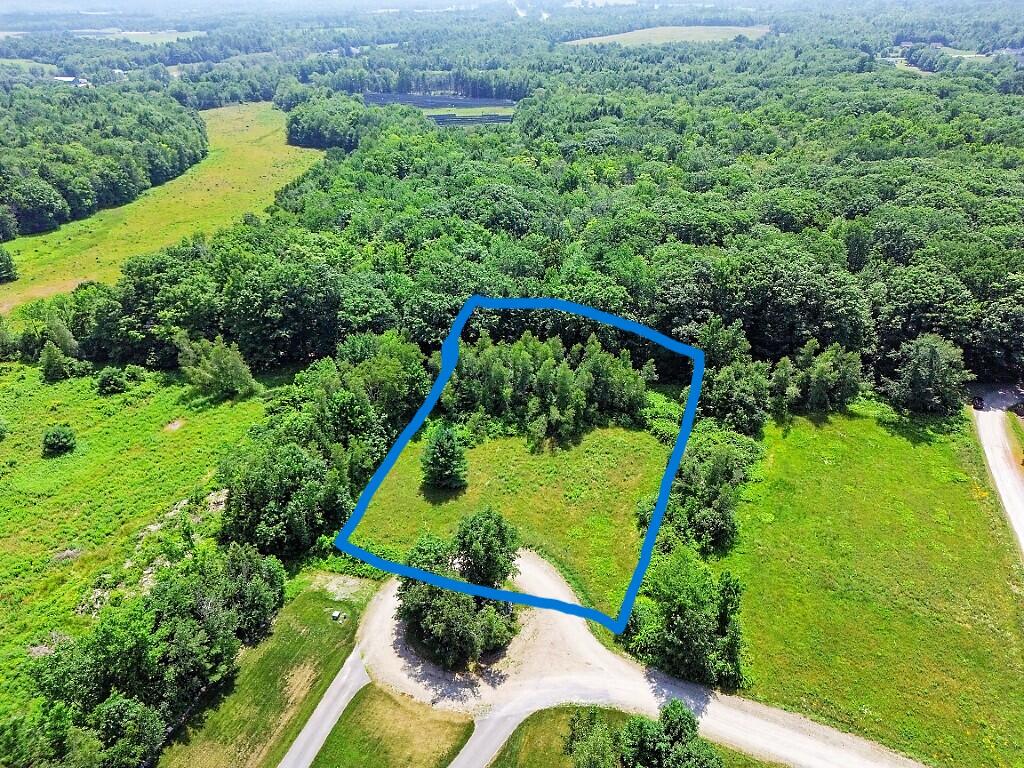 Lot 8 Brodies Path