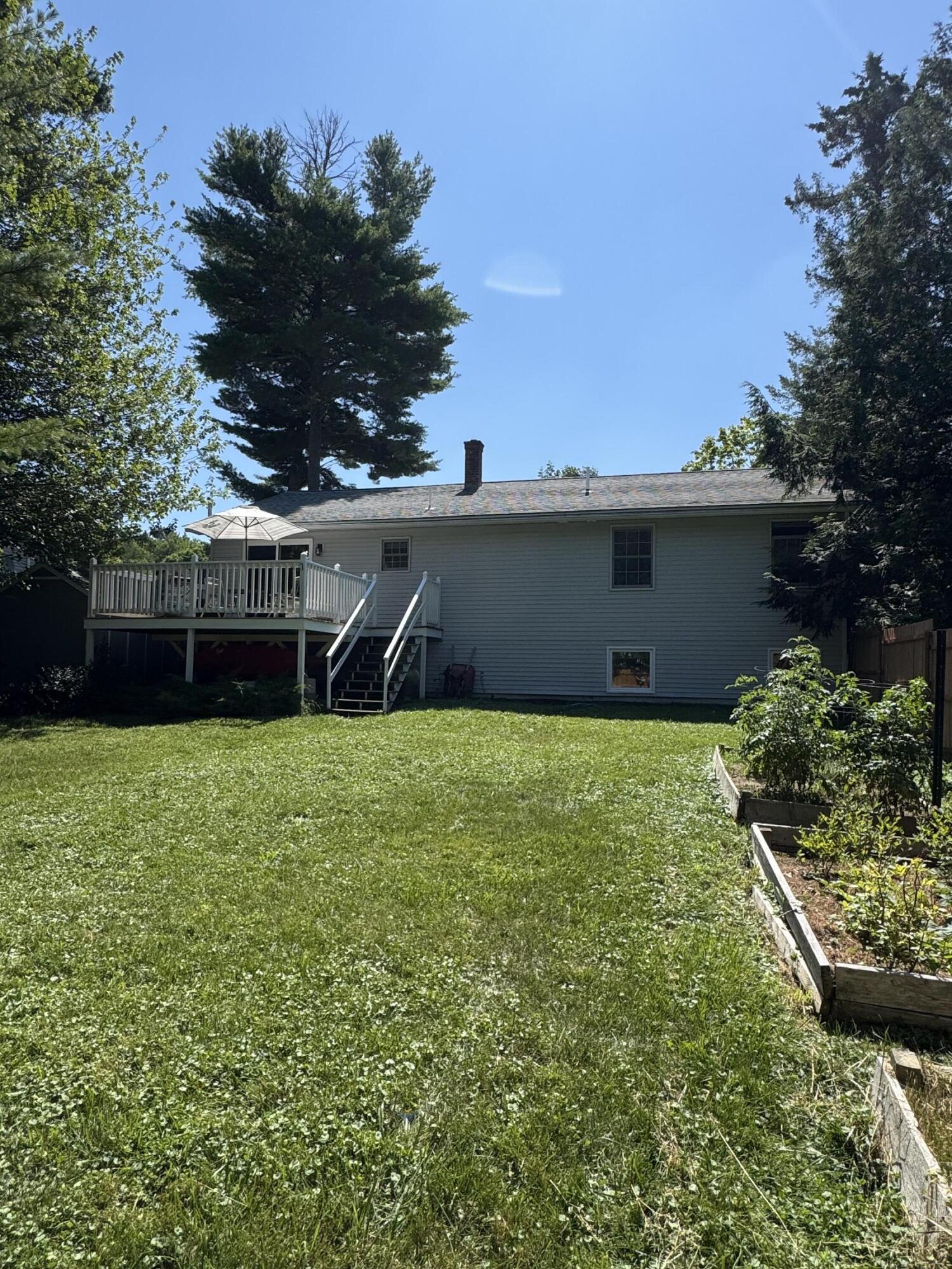 99 Yankee Avenue