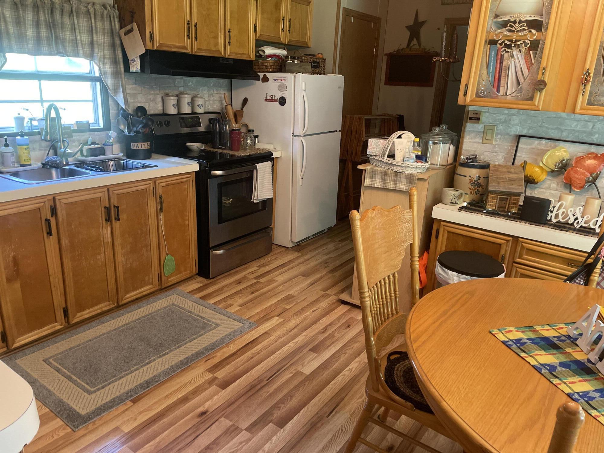 90 Bemis Road, Harmony