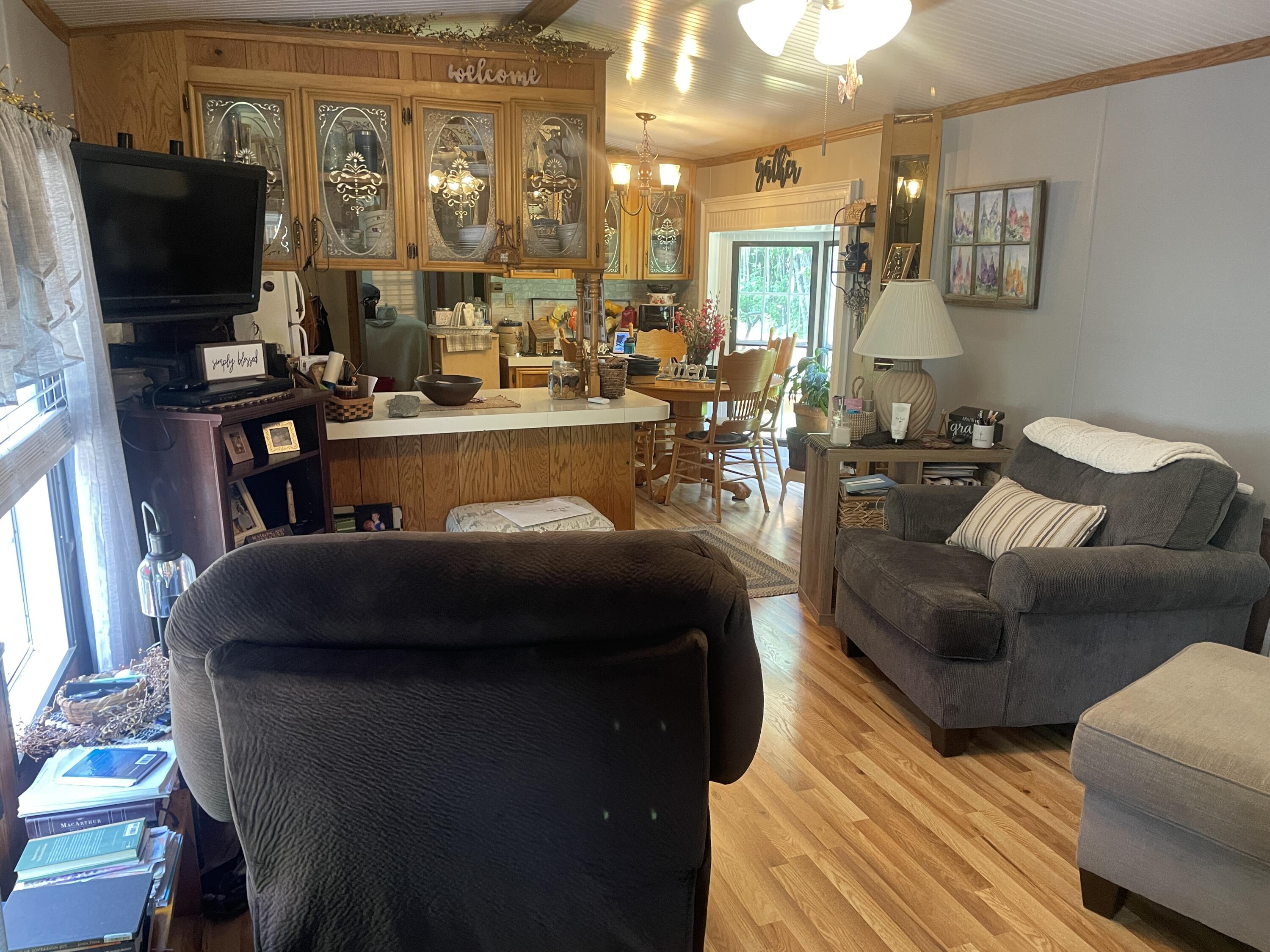 90 Bemis Road, Harmony