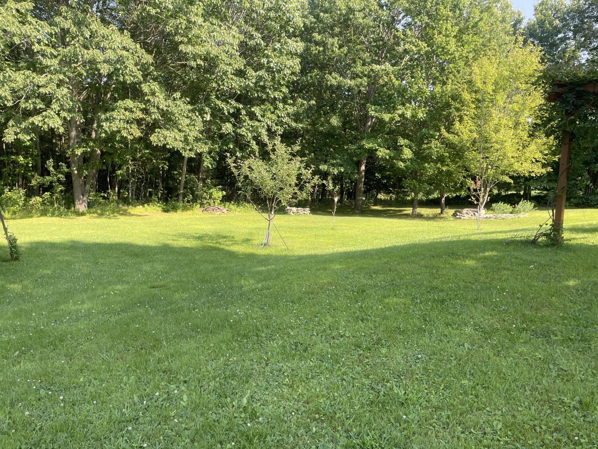 90 Bemis Road, Harmony