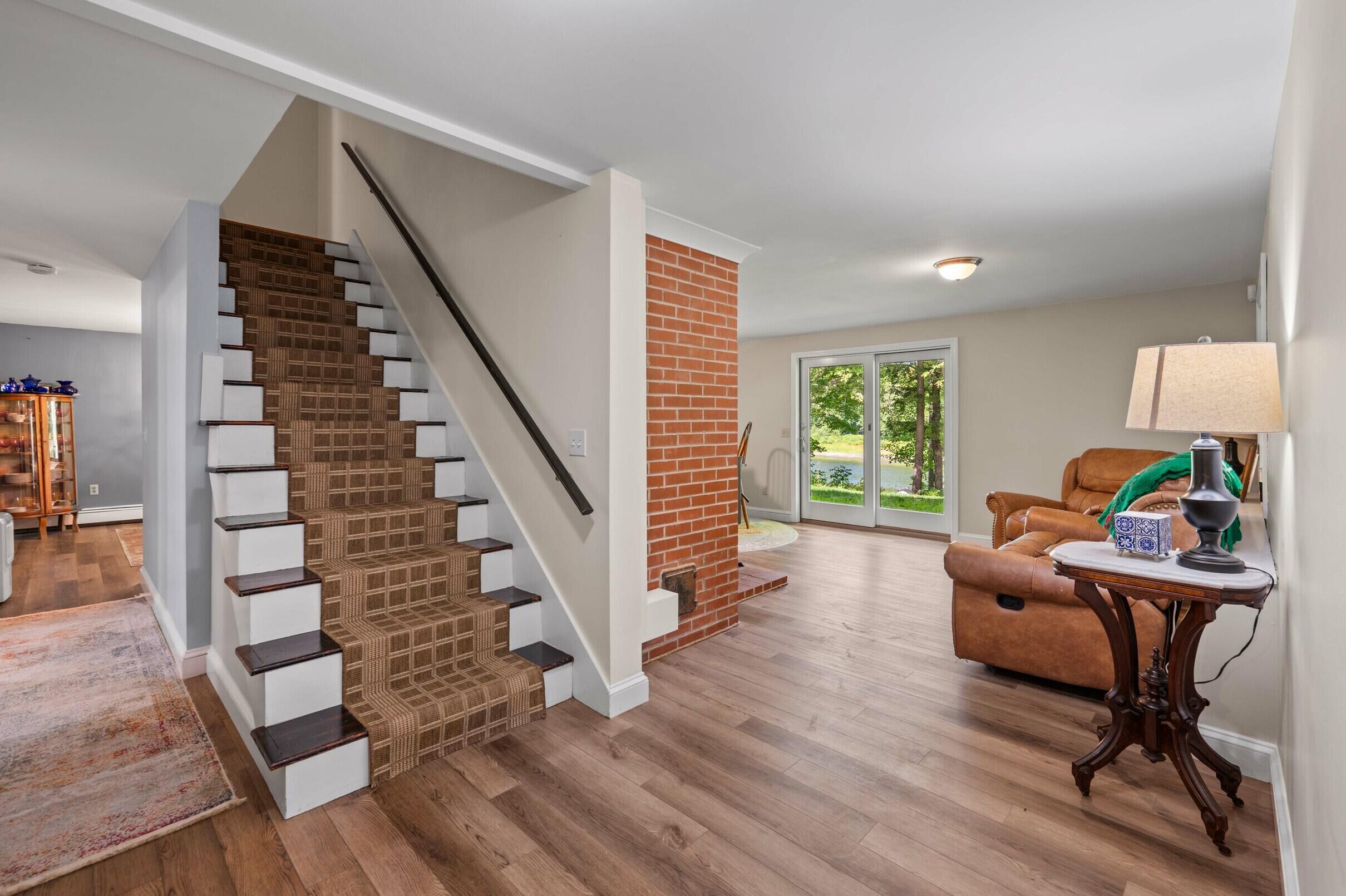 26 Golden Road