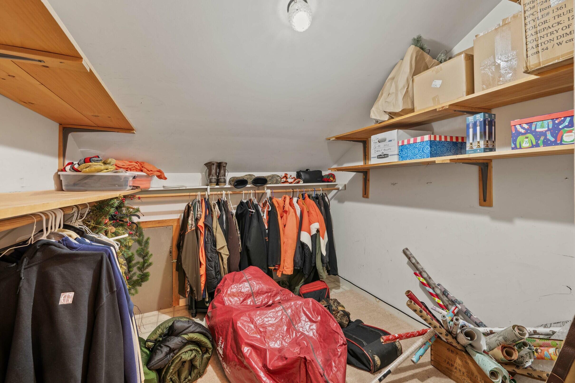 26 Golden Road