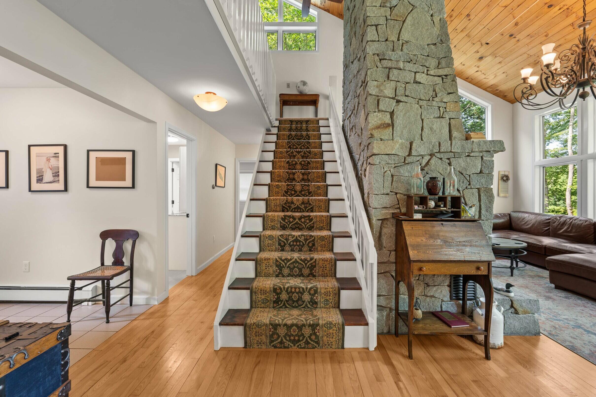 26 Golden Road