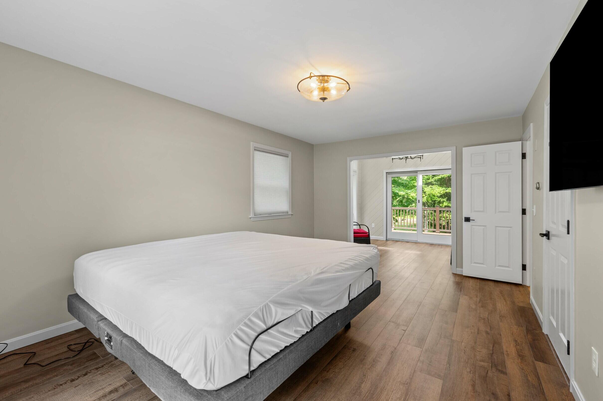 26 Golden Road