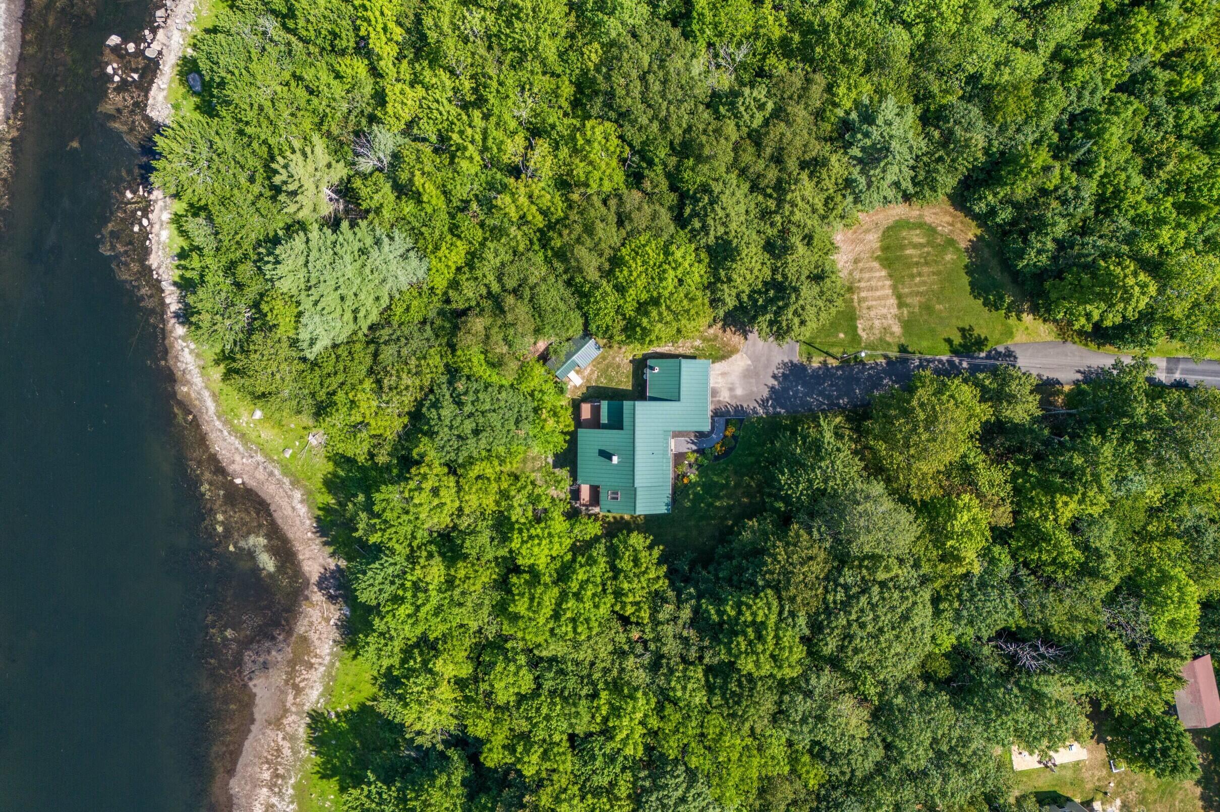 26 Golden Road