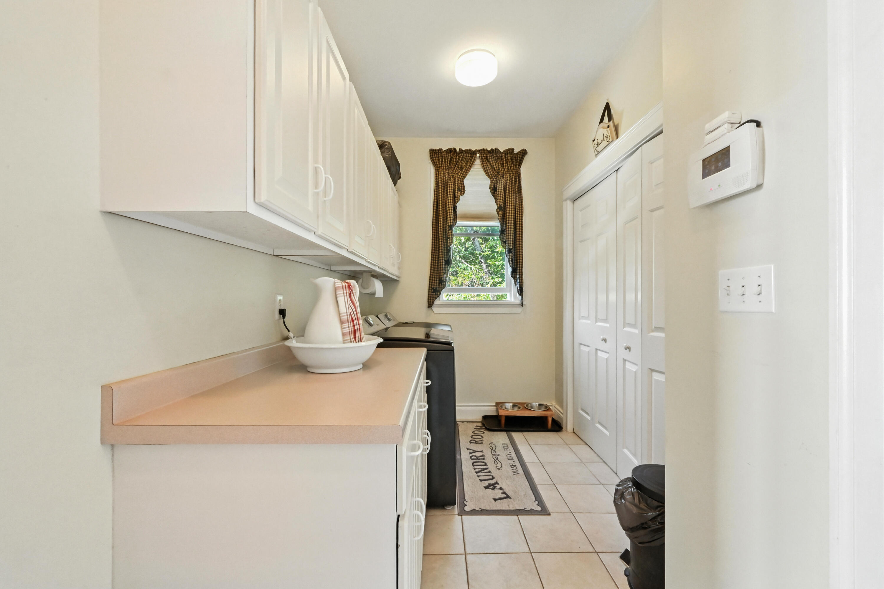 115 Jackass Annie Road