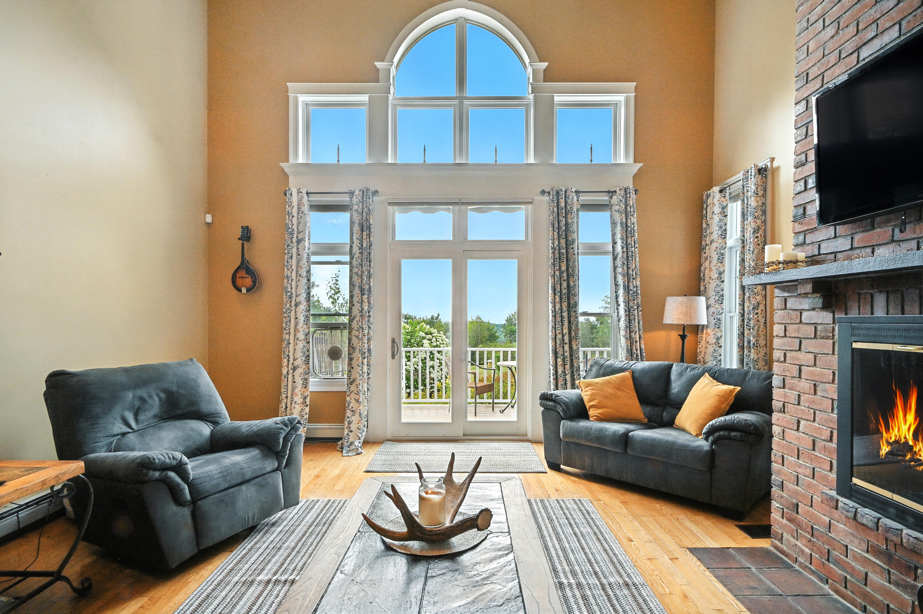 115 Jackass Annie Road