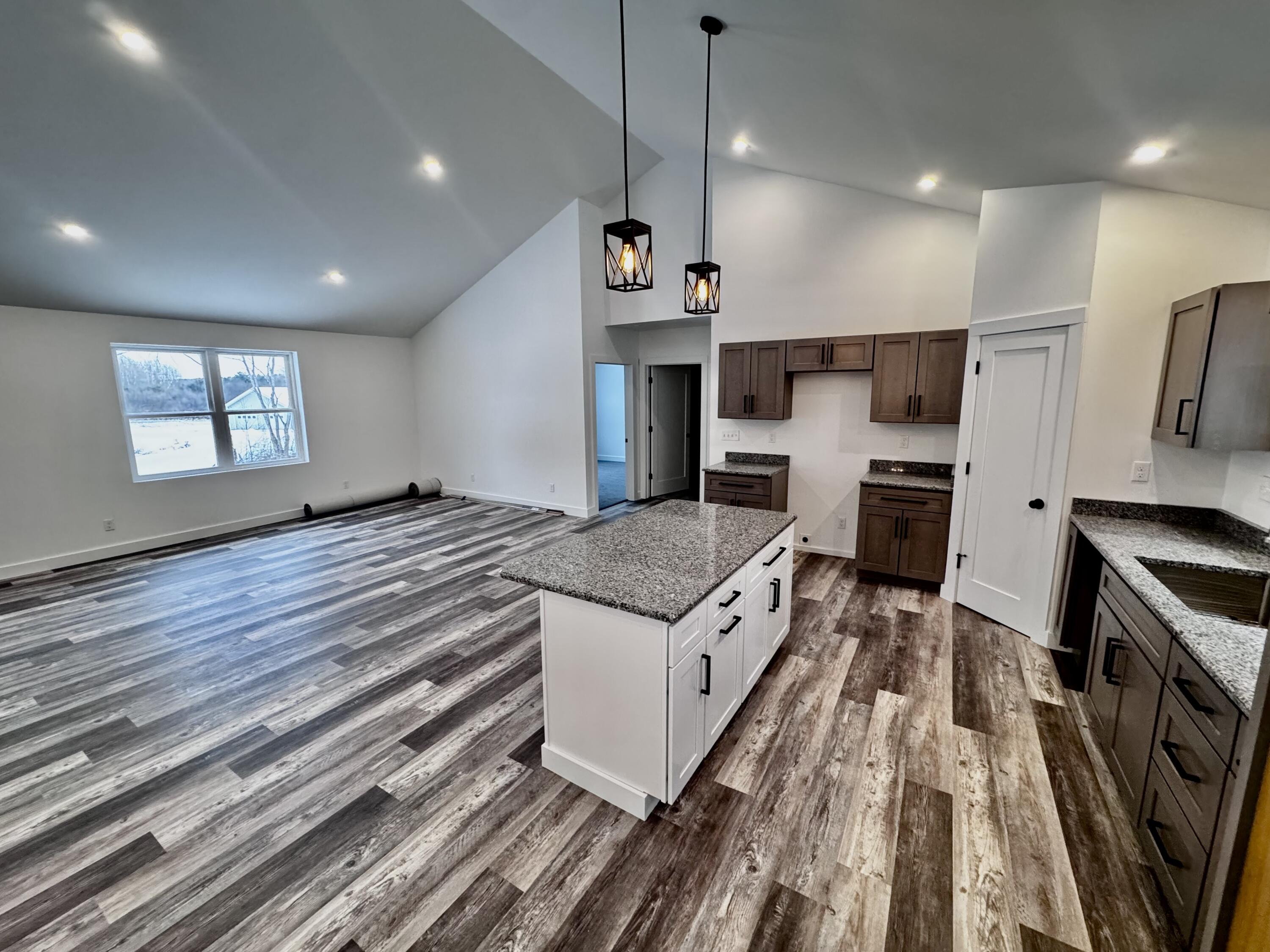 7 Hardwood Lane