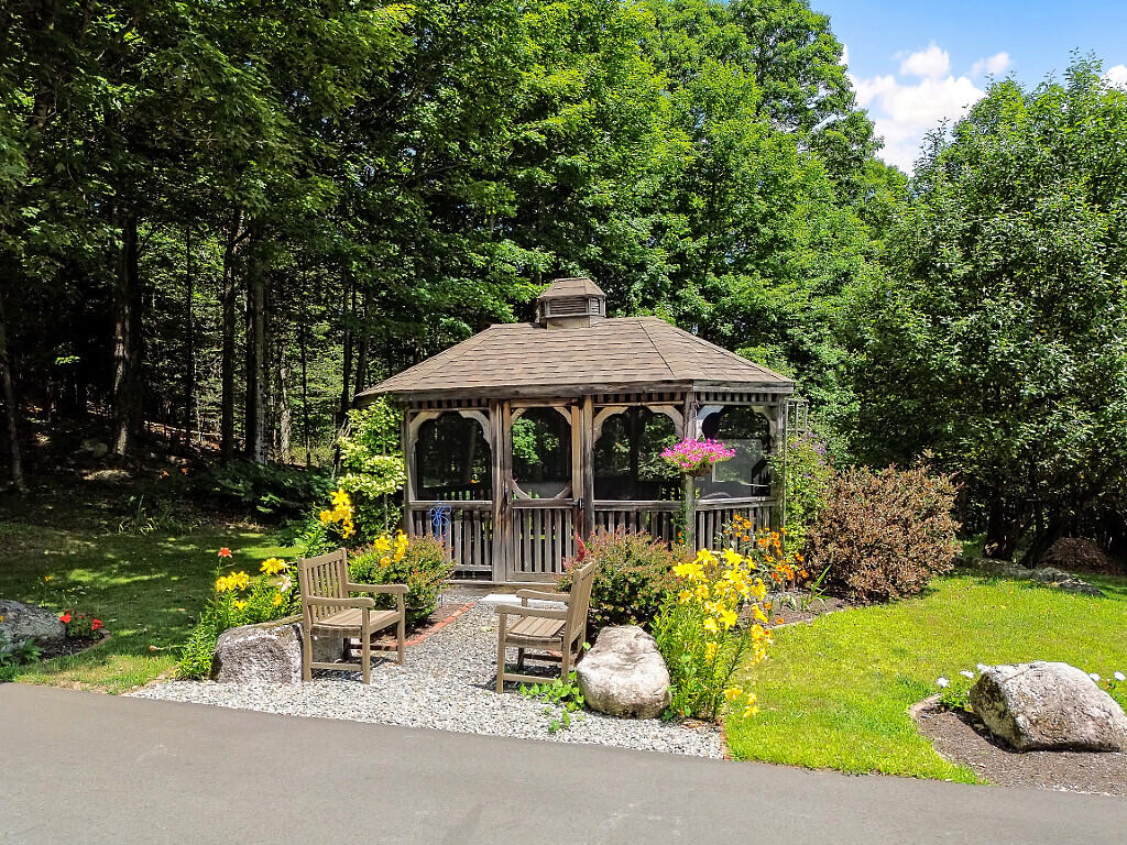 189 Pinnacle Road