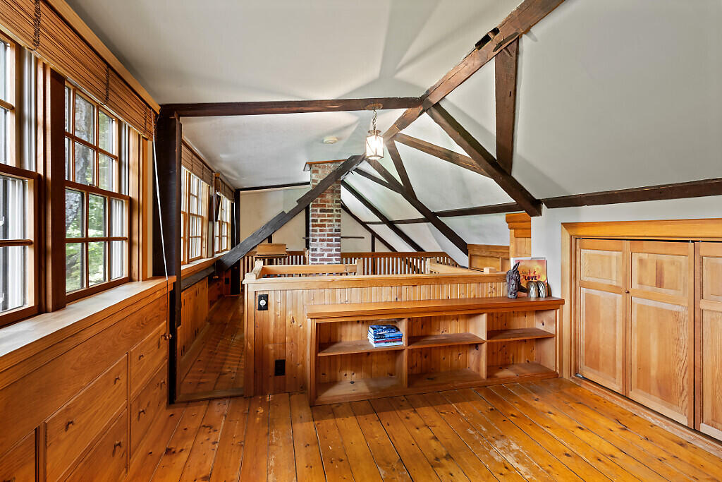 189 Pinnacle Road