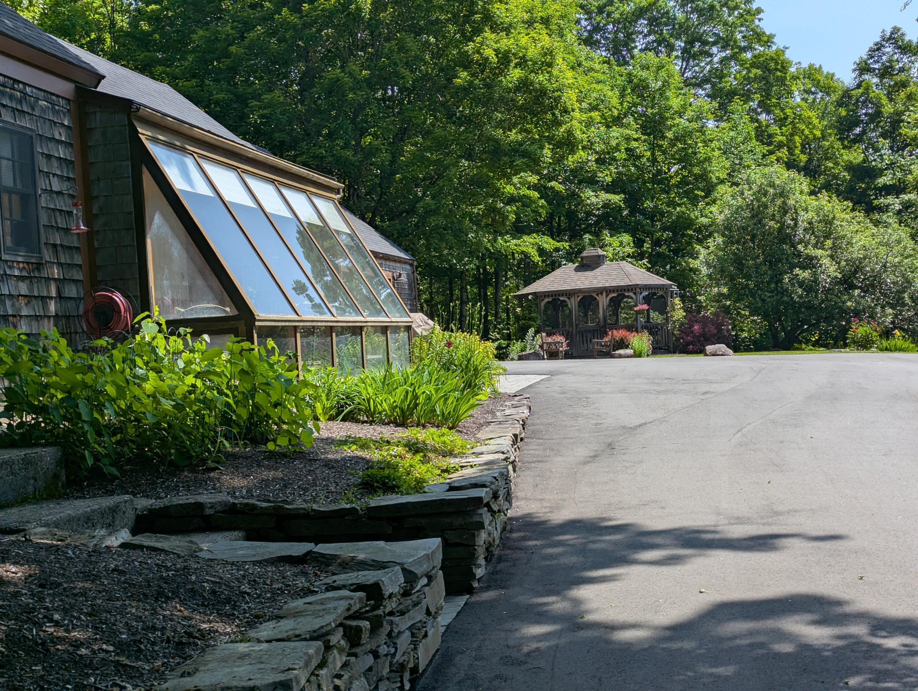 189 Pinnacle Road