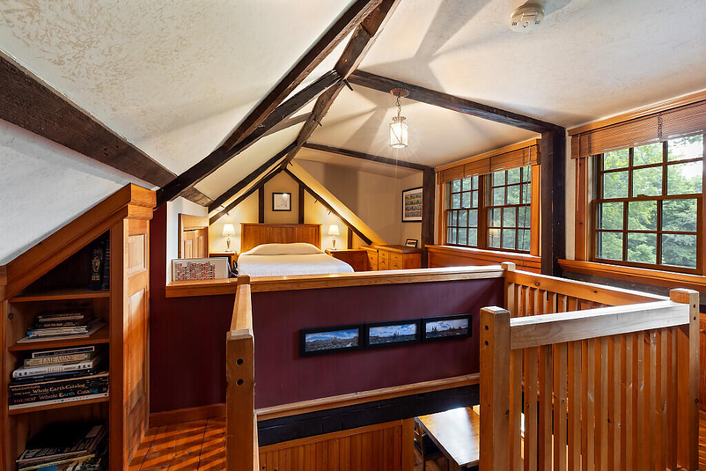 189 Pinnacle Road