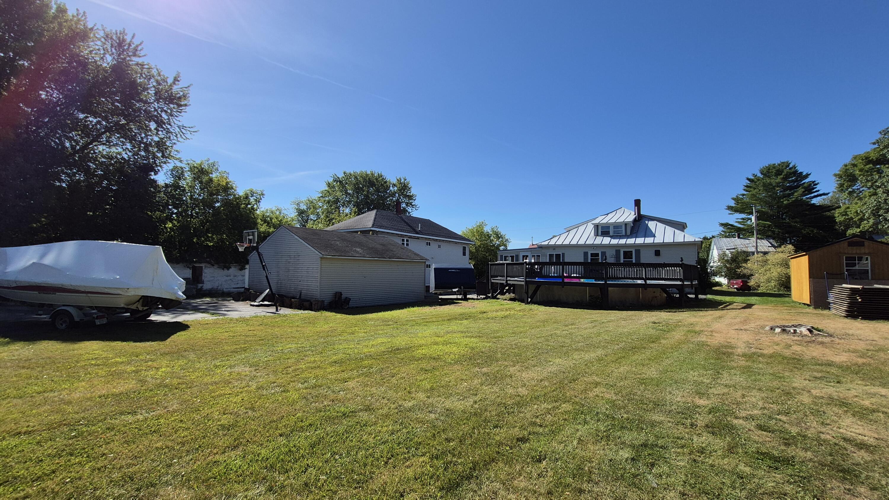 8 Woodman Avenue