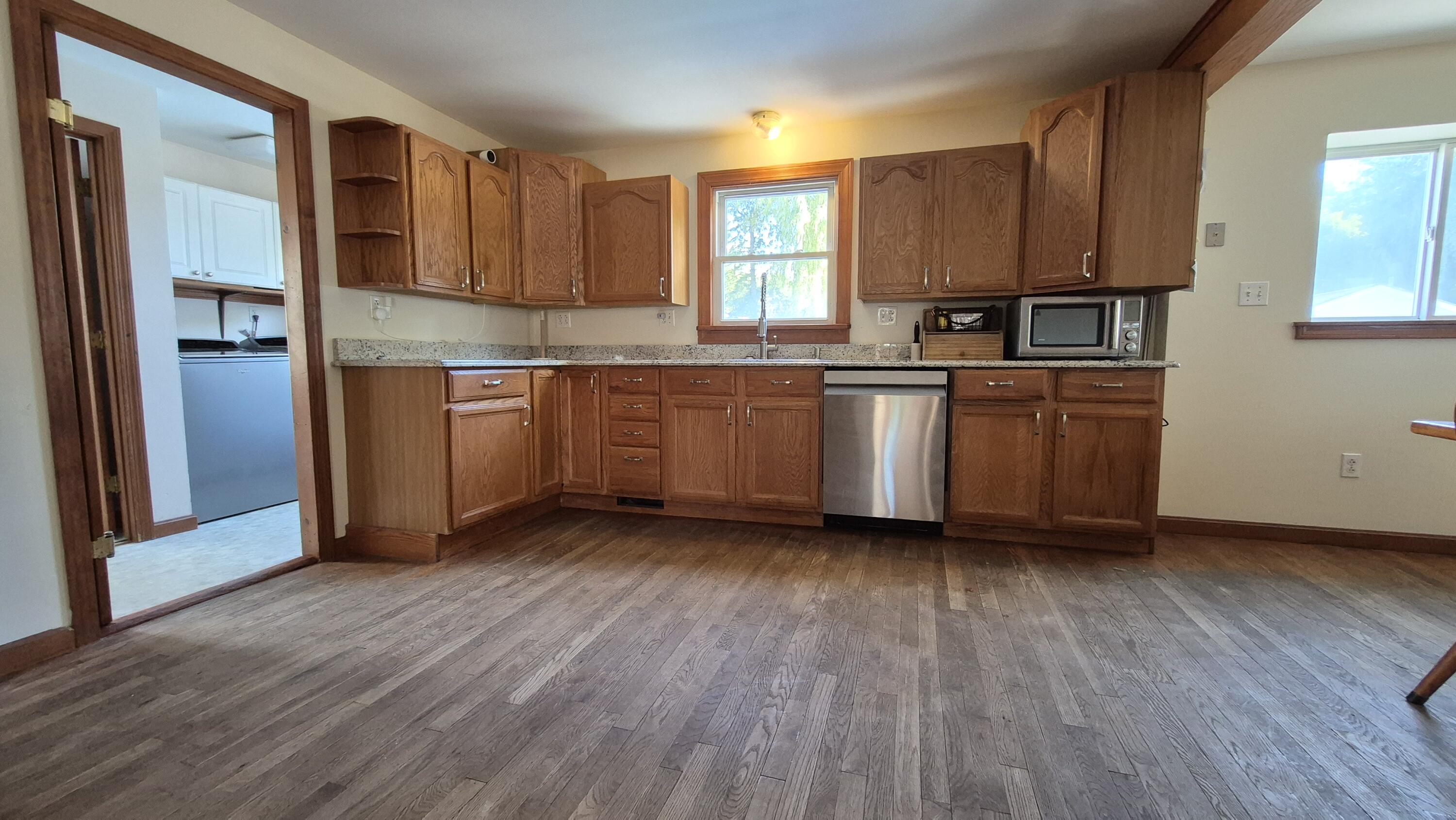 8 Woodman Avenue