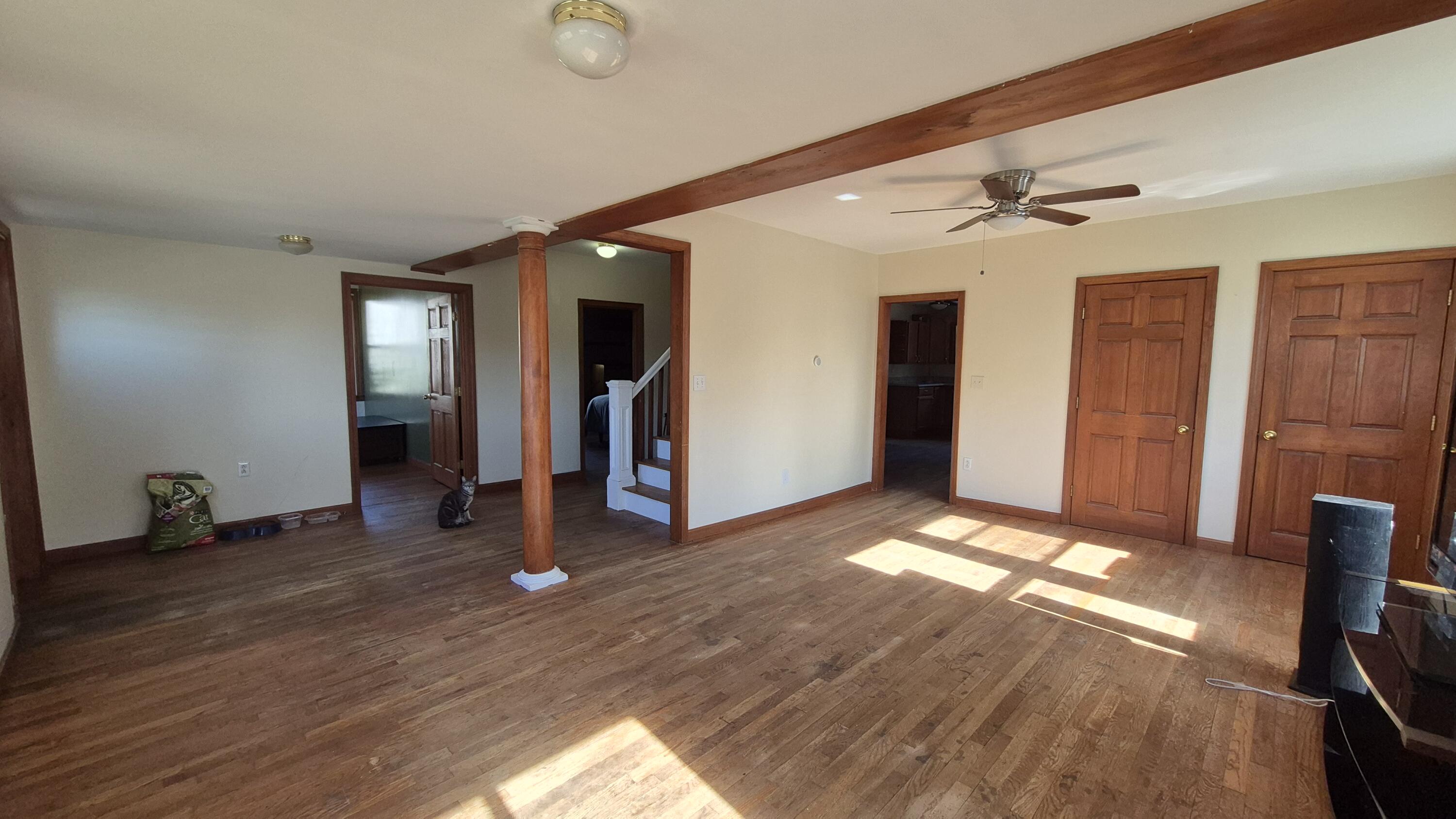 8 Woodman Avenue