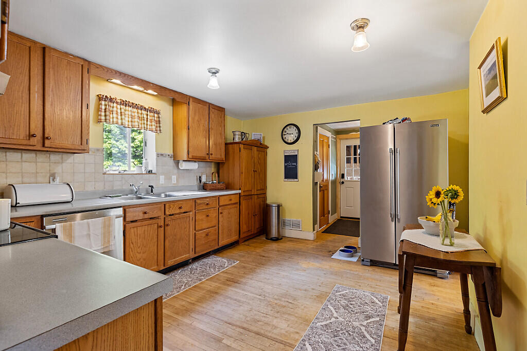 256 E Benton Road