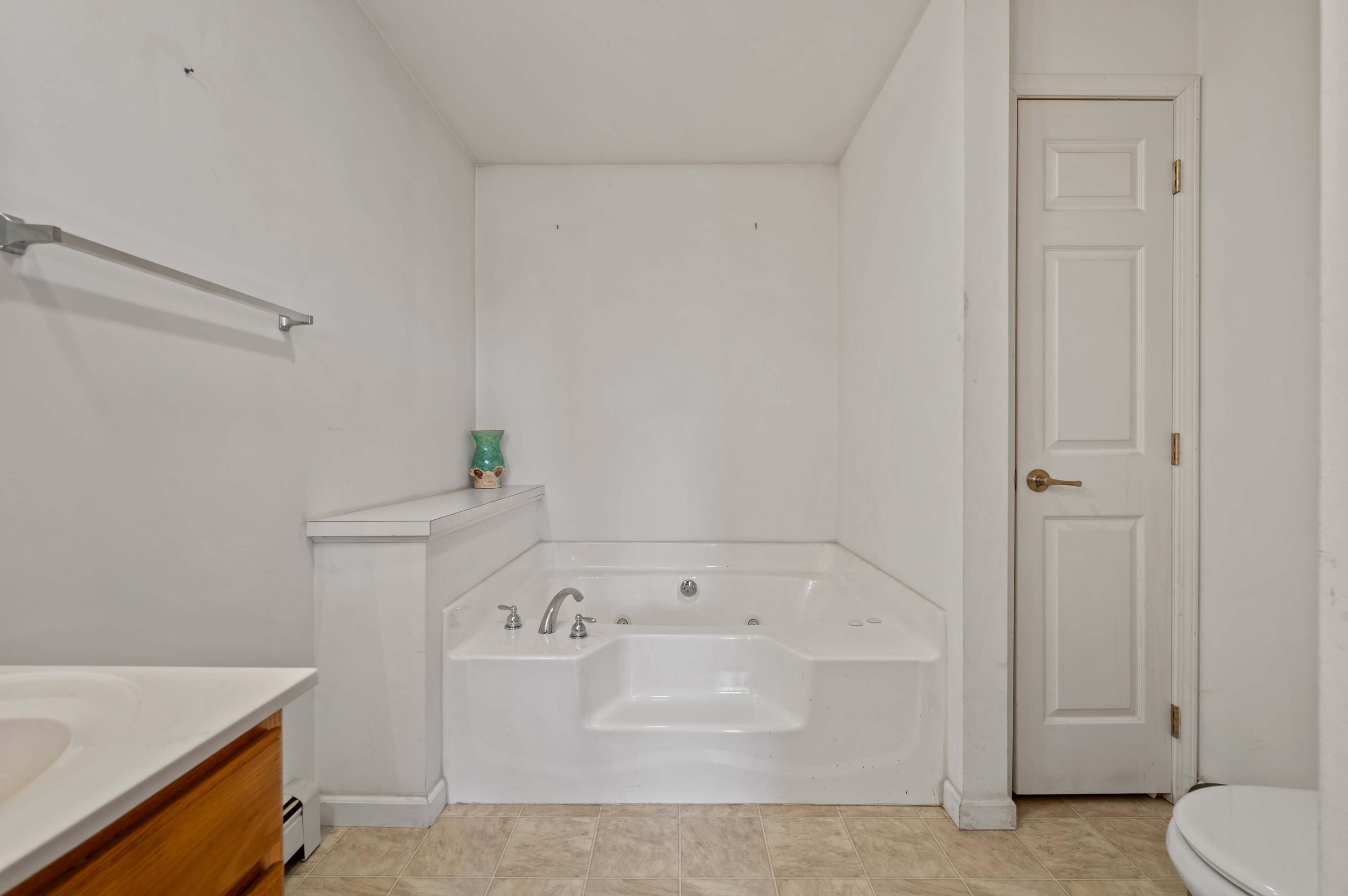 854 Abbott Road