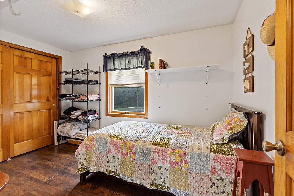 246 Bellsqueeze Road