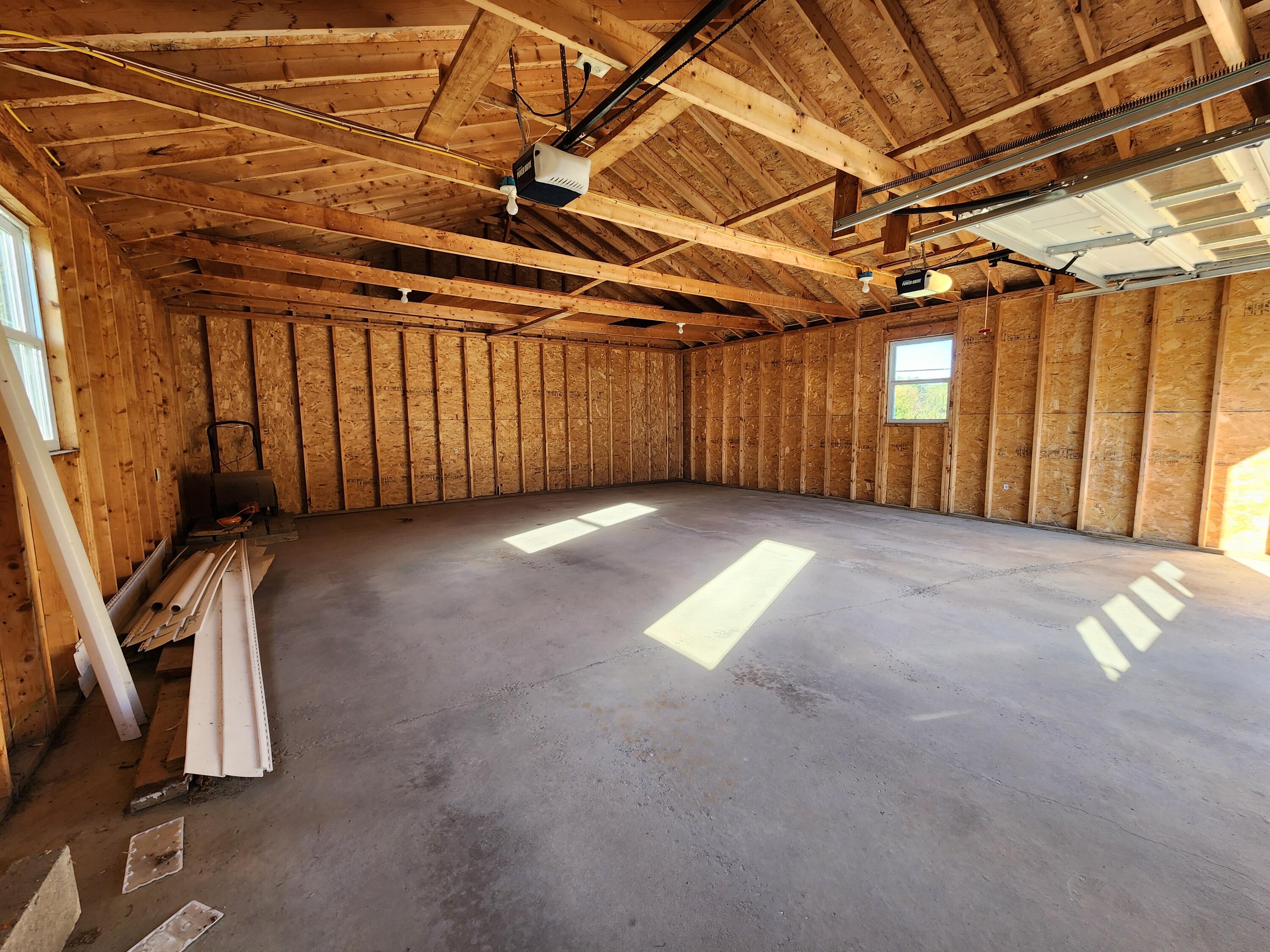 176 W West Ridge Road