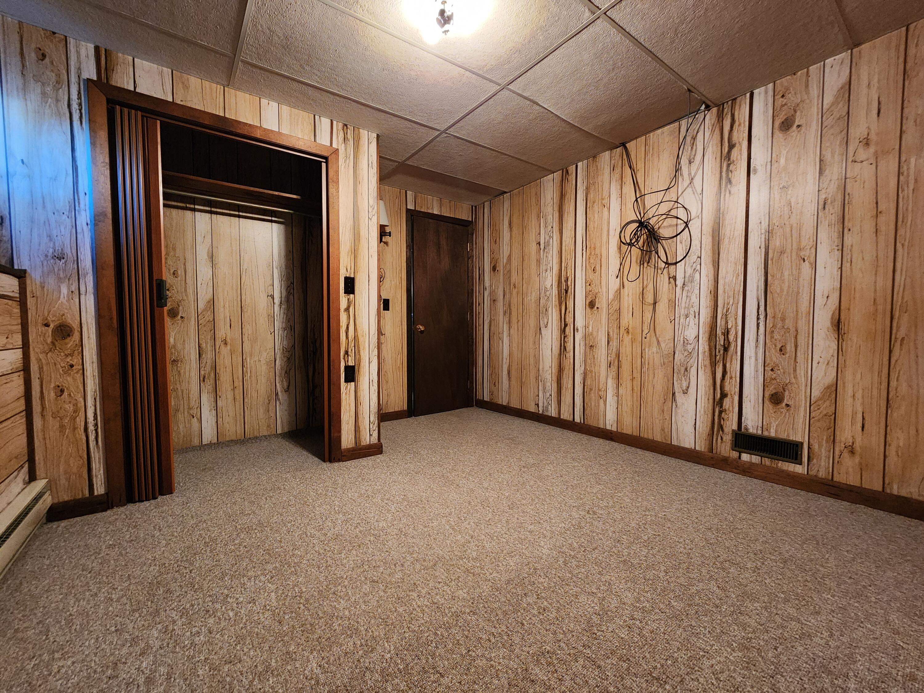 176 W West Ridge Road